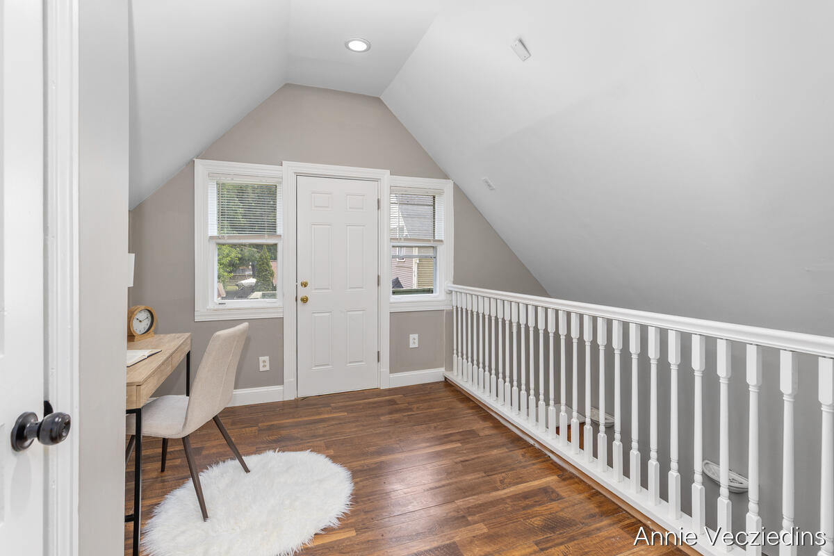 262 Hollister Avenue SE Grand Rapids MI 49506