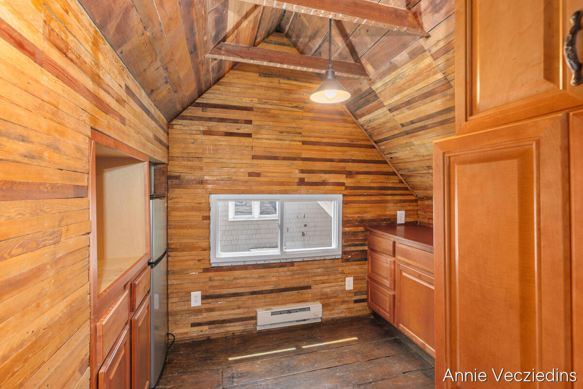262 Hollister Avenue SE Grand Rapids MI 49506