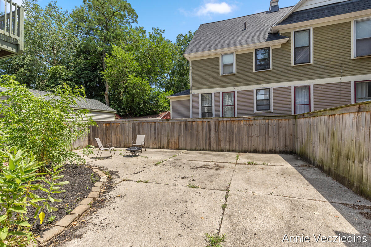 262 Hollister Avenue SE Grand Rapids MI 49506