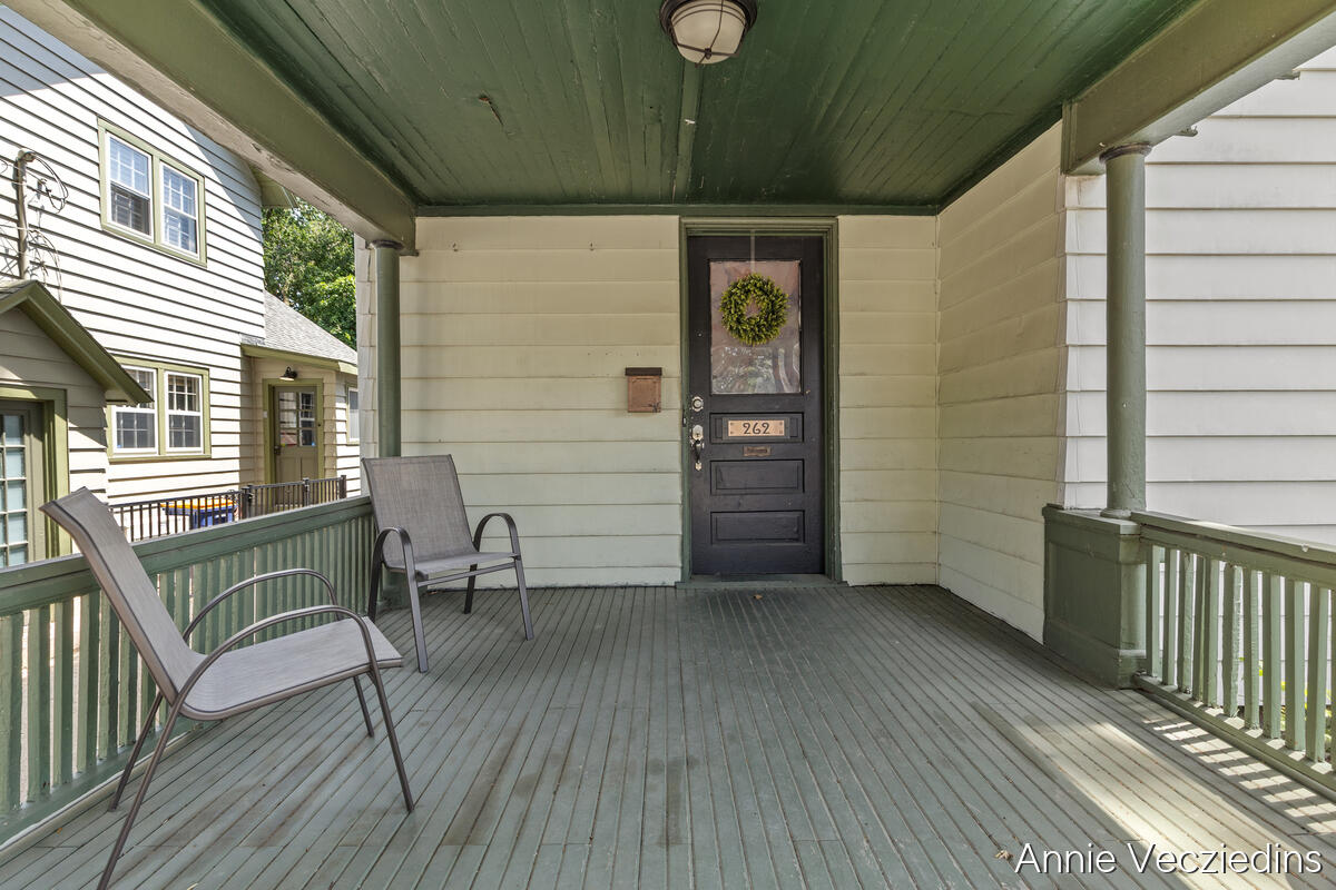262 Hollister Avenue SE Grand Rapids MI 49506