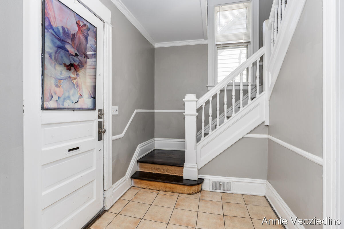 262 Hollister Avenue SE Grand Rapids MI 49506
