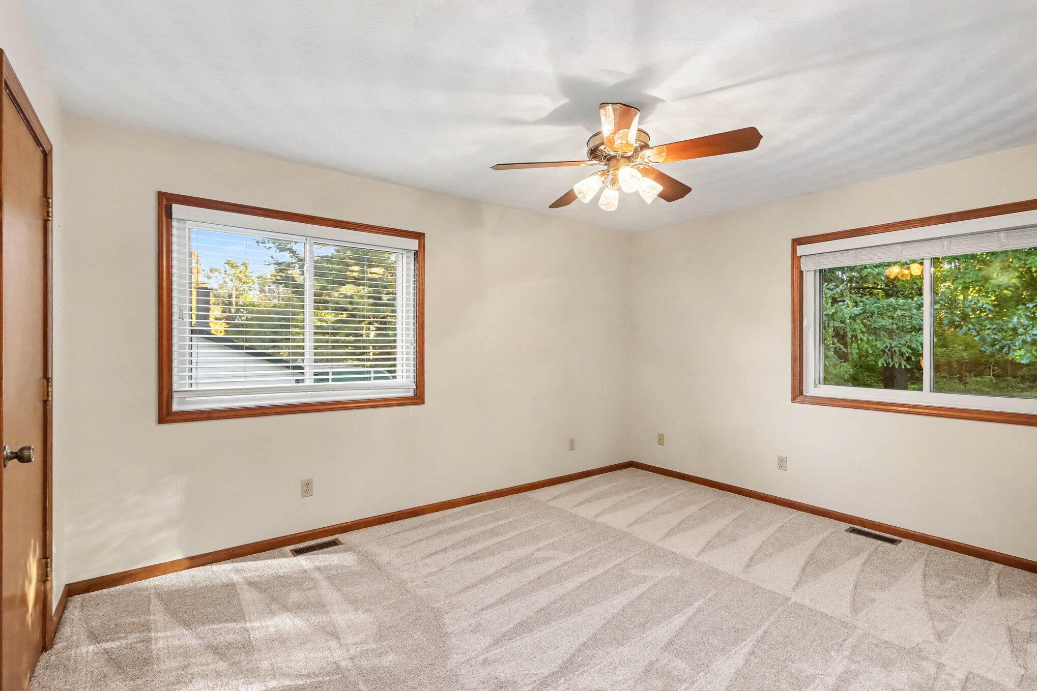 2940 Bramble Drive Kalamazoo MI 49009