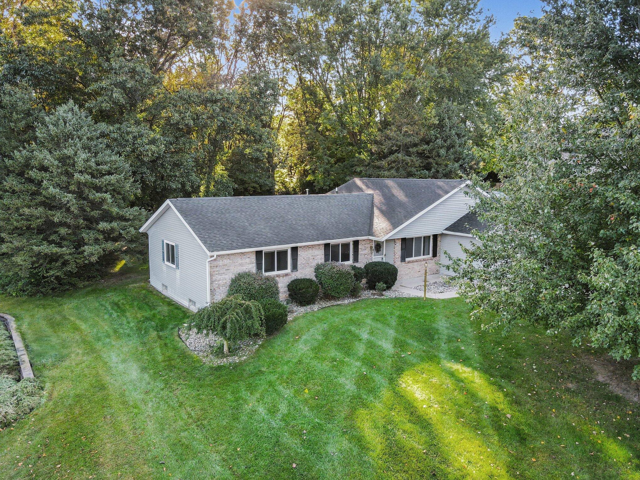 2940 Bramble Drive Kalamazoo MI 49009