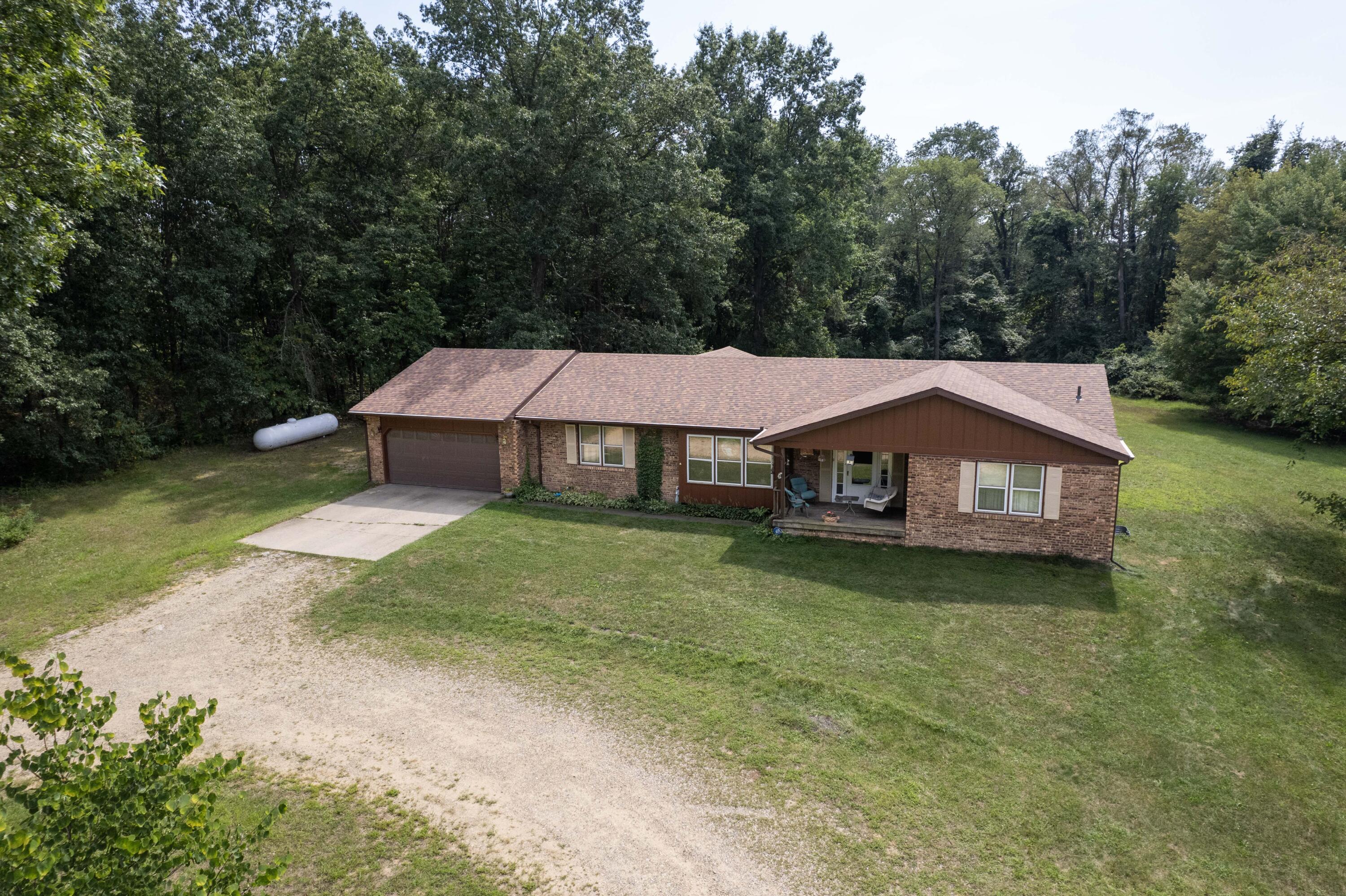 32925 Us-12 Niles MI 49120