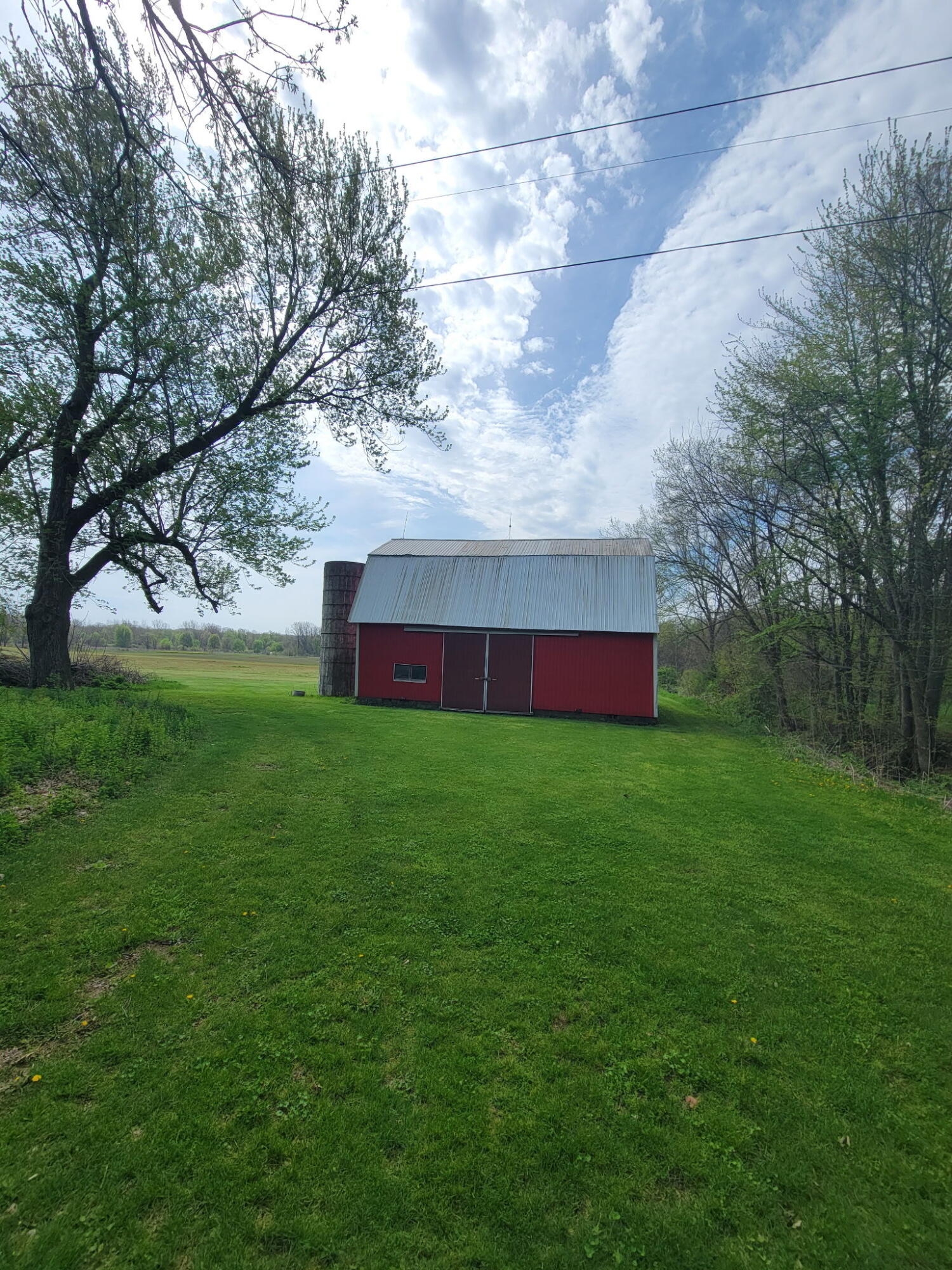 48705 92nd Avenue Decatur MI 49045