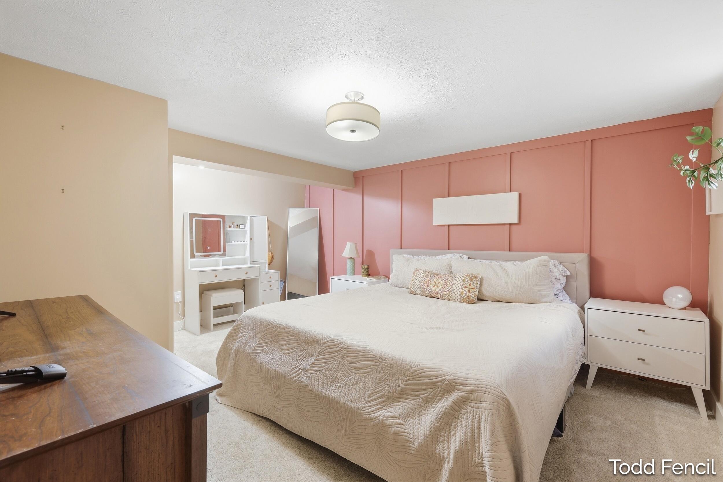 138 Highland Drive NE Rockford MI 49341