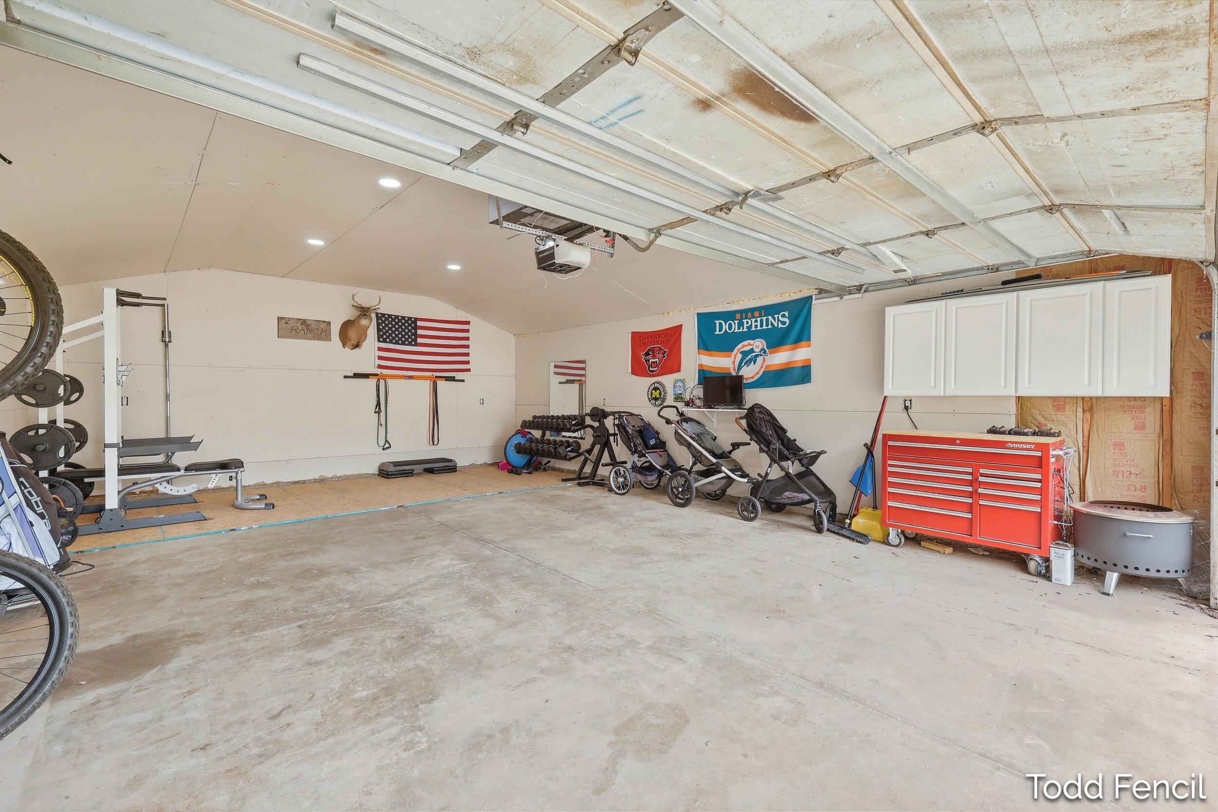 138 Highland Drive NE Rockford MI 49341