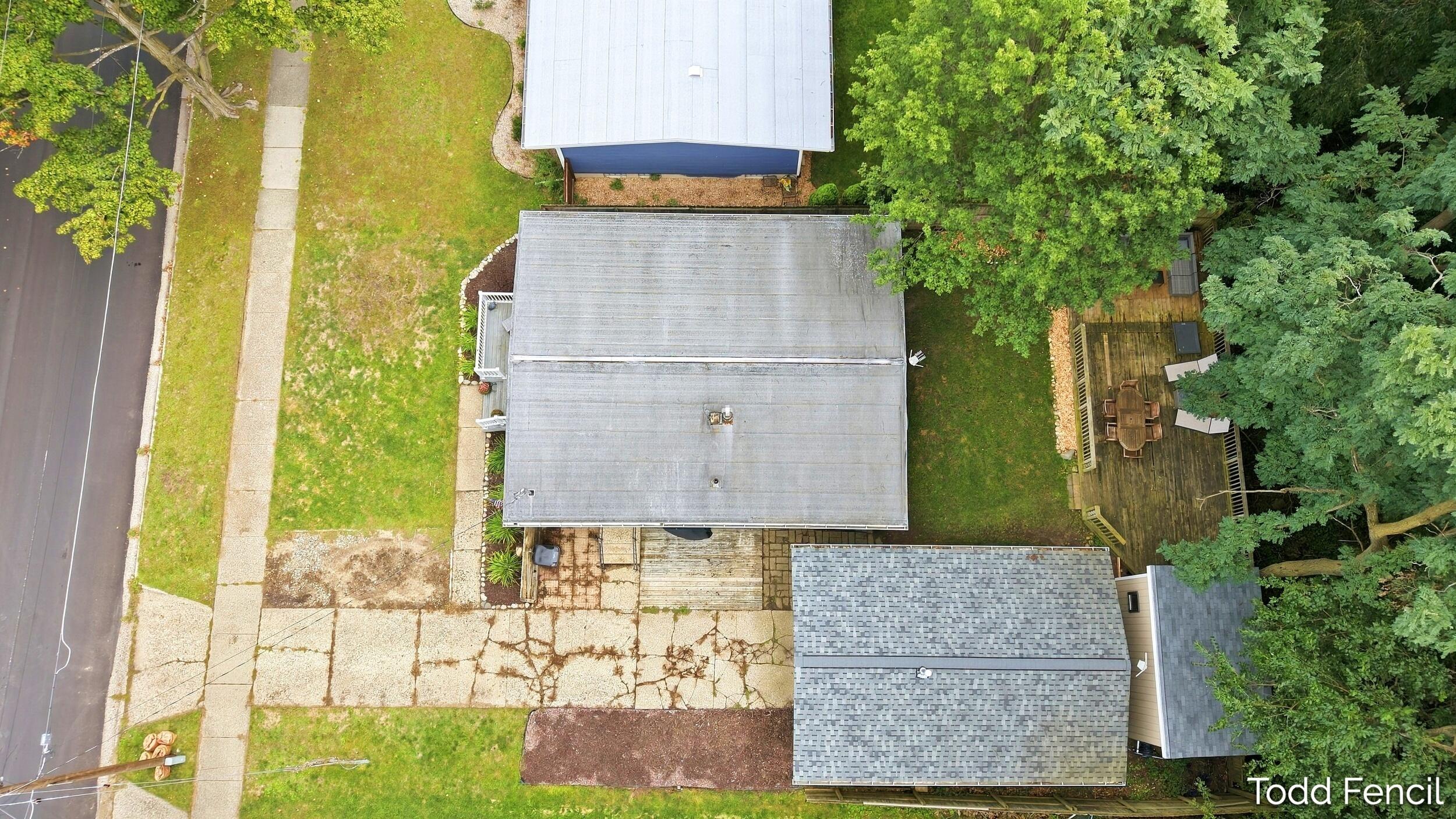 138 Highland Drive NE Rockford MI 49341
