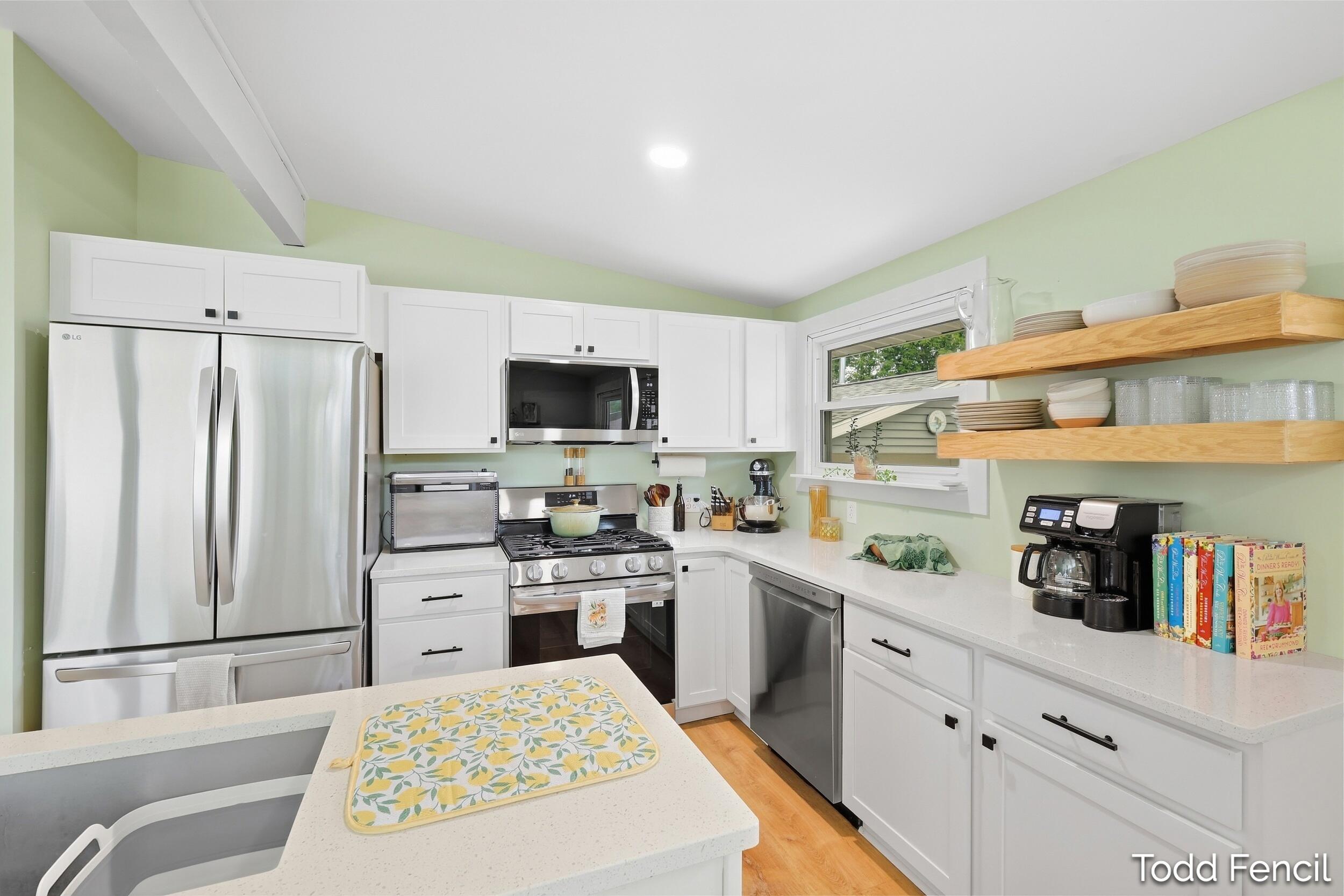 138 Highland Drive NE Rockford MI 49341