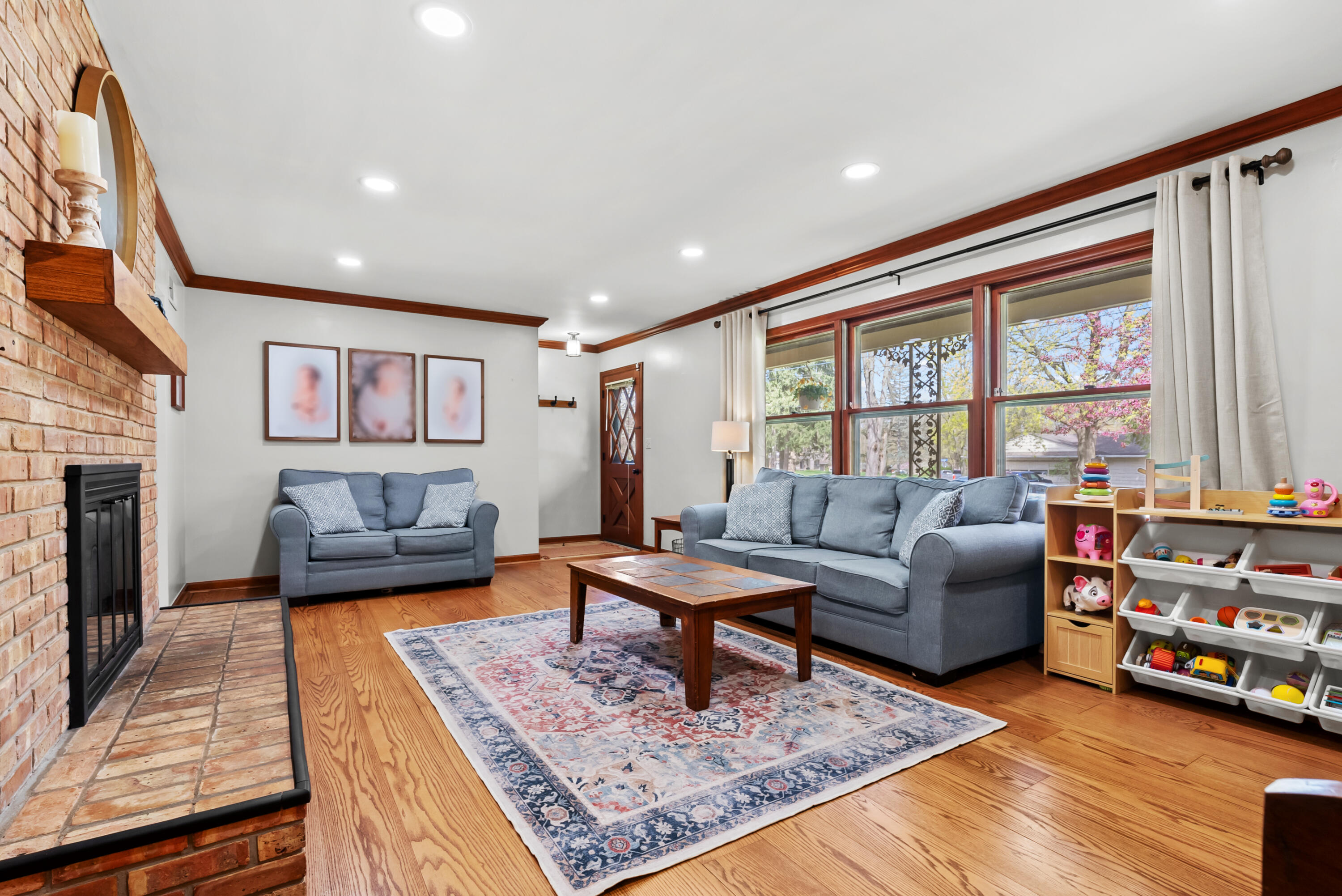 3231 Magnolia Circle Kalamazoo MI 49008