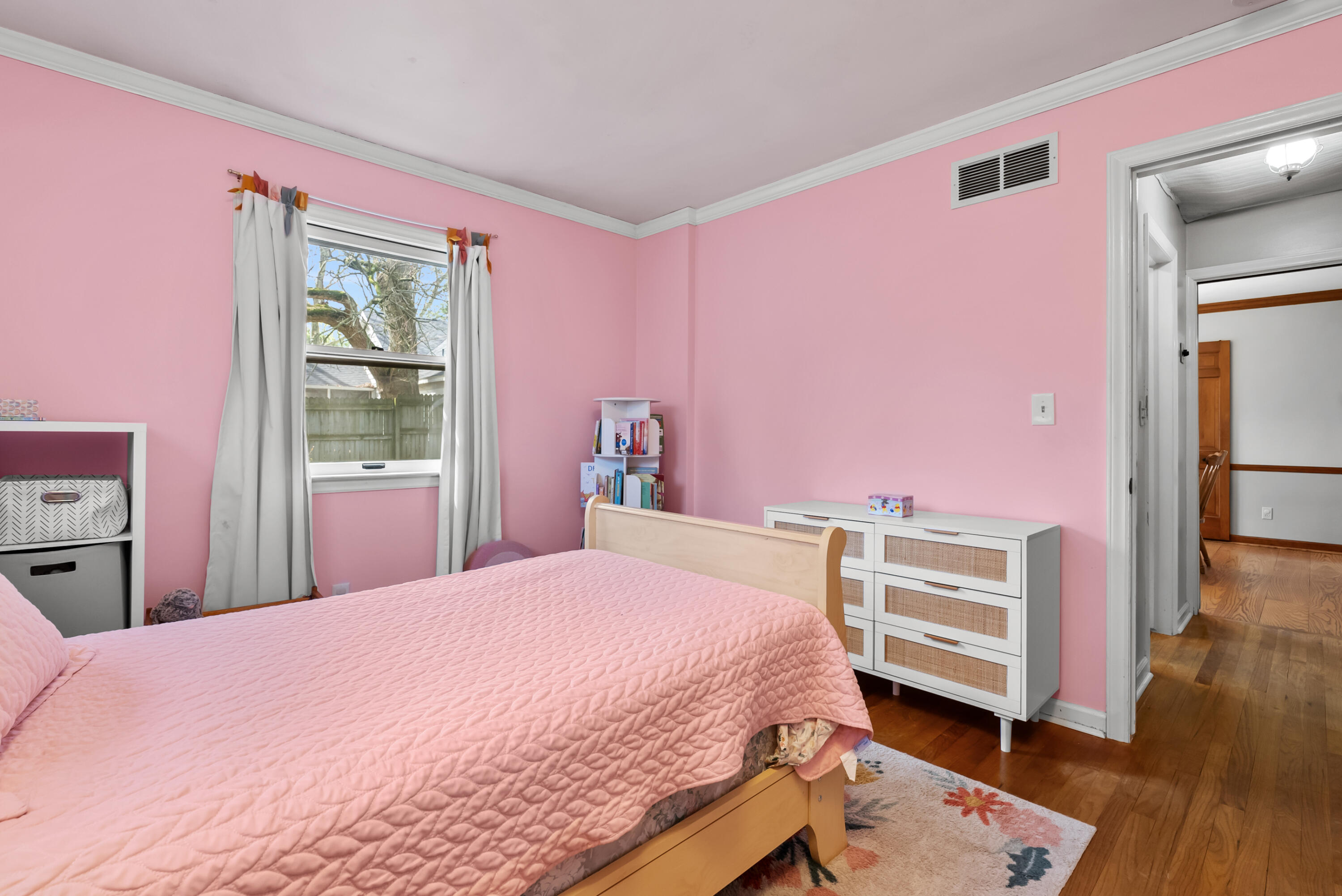 3231 Magnolia Circle Kalamazoo MI 49008