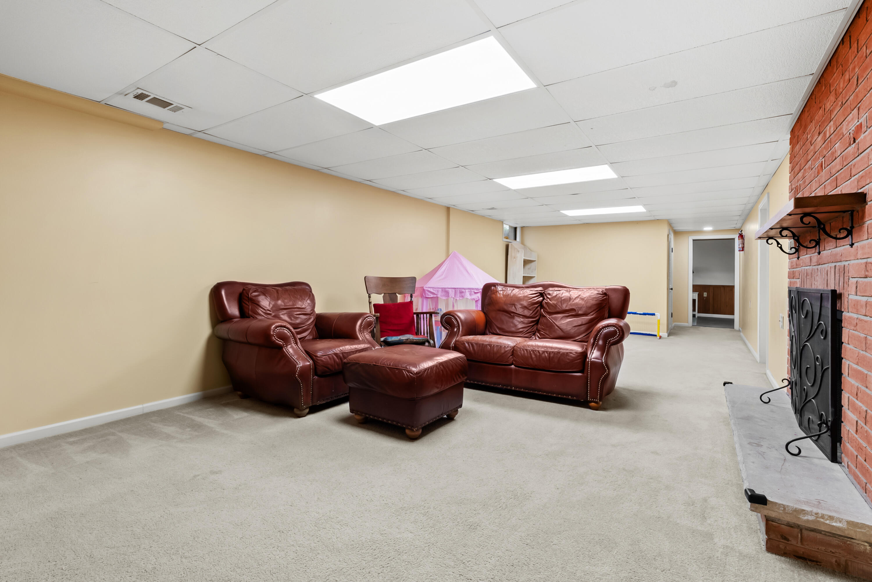 3231 Magnolia Circle Kalamazoo MI 49008