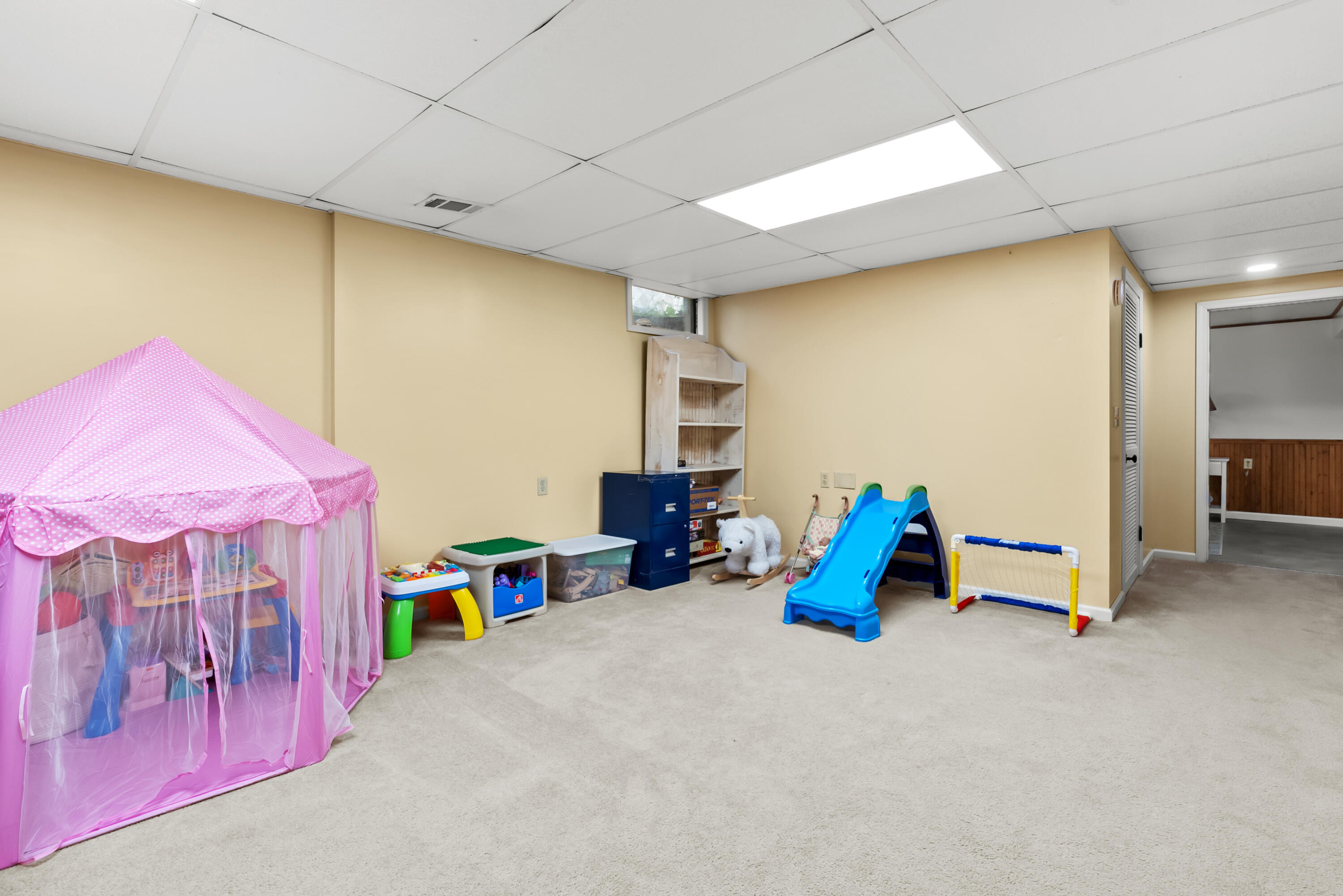3231 Magnolia Circle Kalamazoo MI 49008