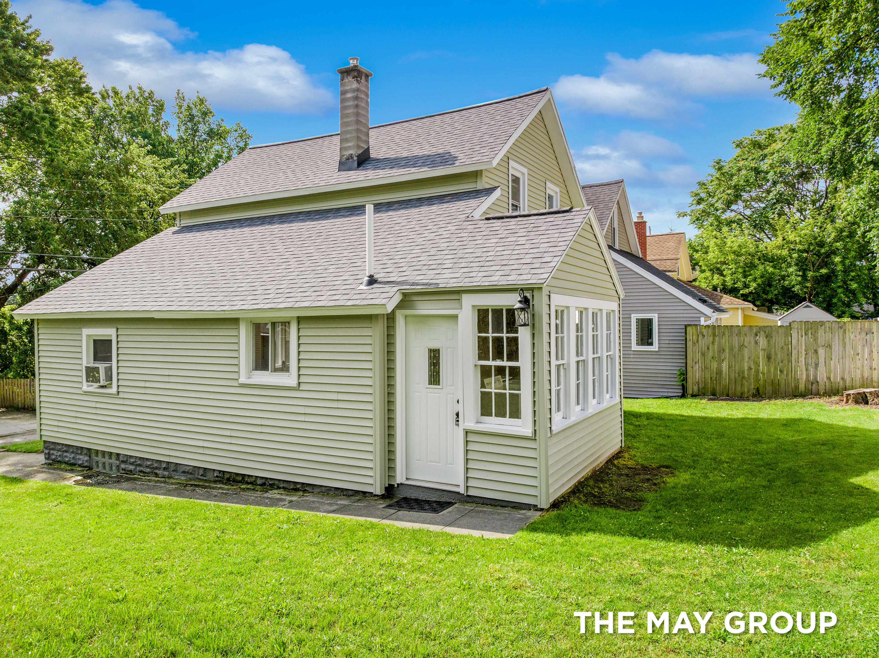 31 Mack Avenue NE Grand Rapids MI 49503