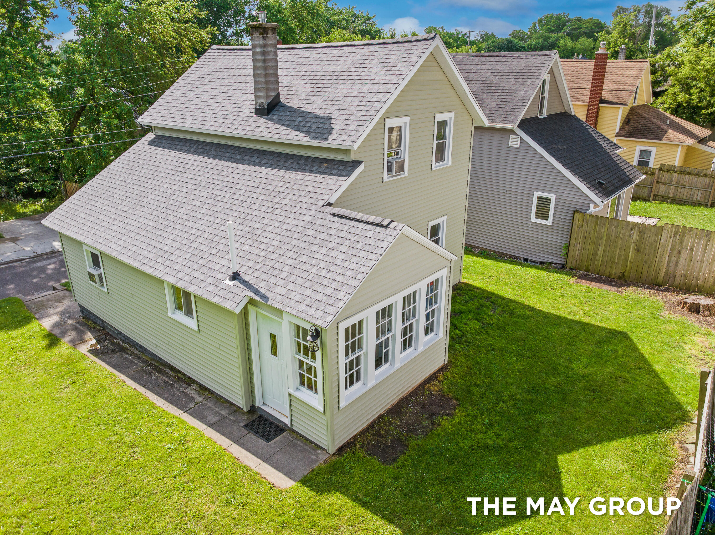 31 Mack Avenue NE Grand Rapids MI 49503