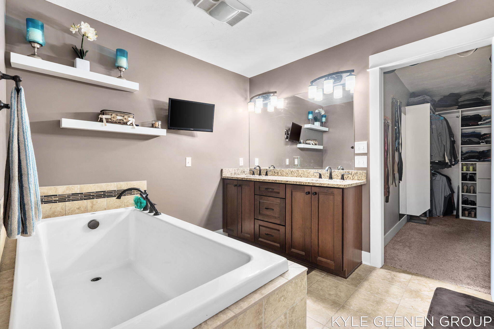 2214 Bristol Street Holland MI 49424