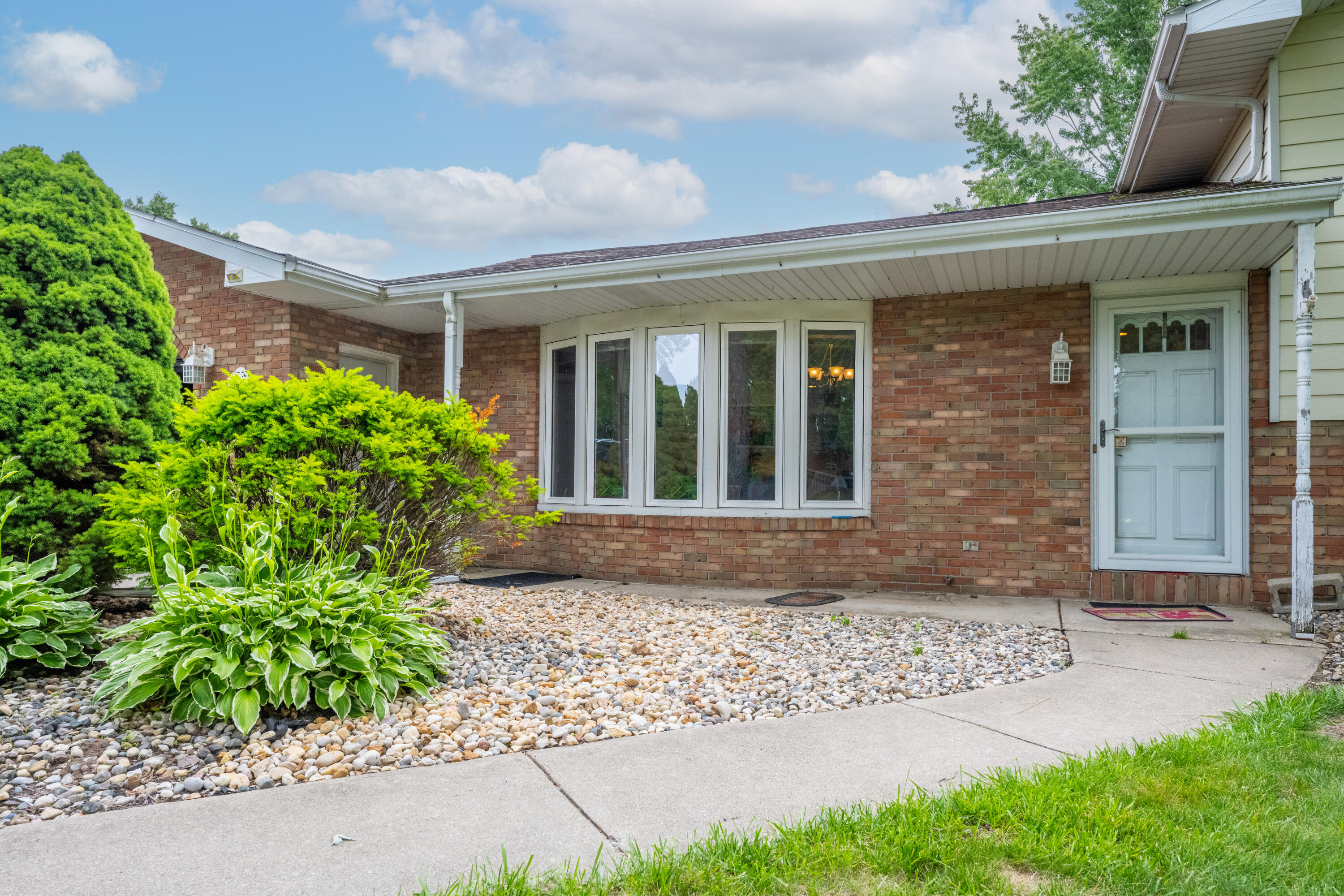 5985 Echo Ridge Stevensville MI 49127