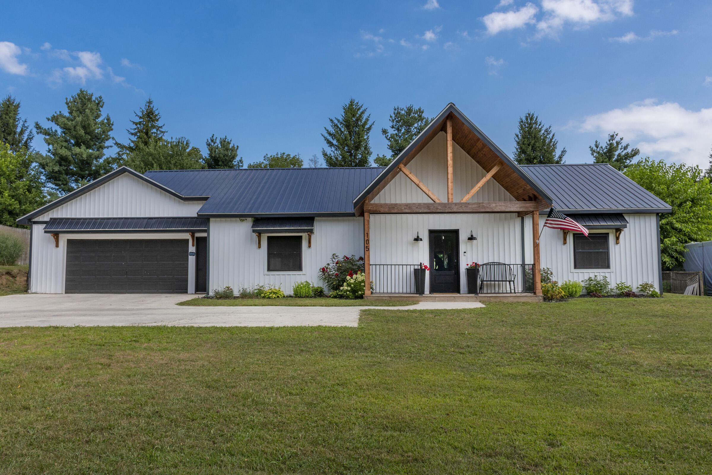105 Dogwood Circle Dowagiac MI 49047