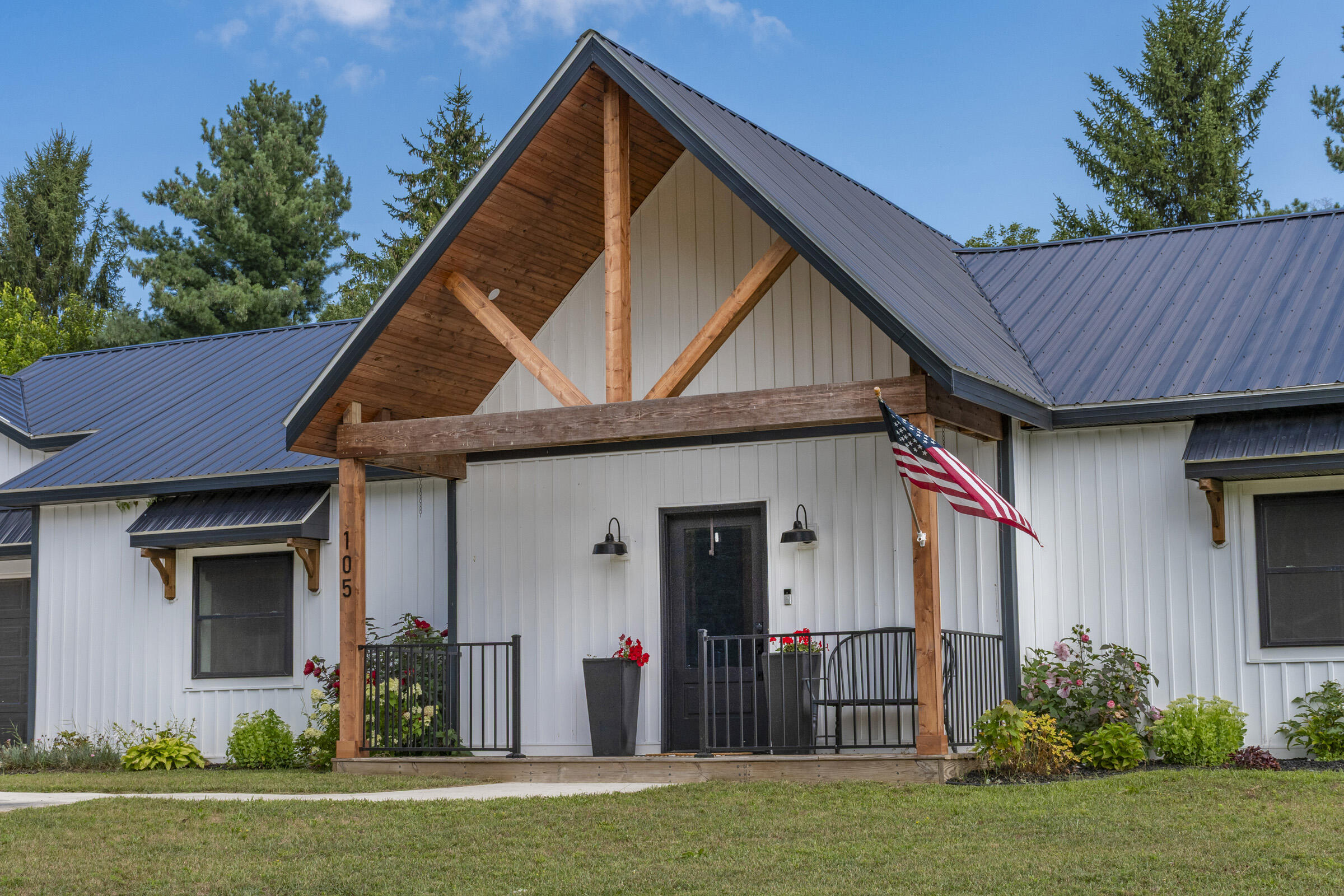 105 Dogwood Circle Dowagiac MI 49047