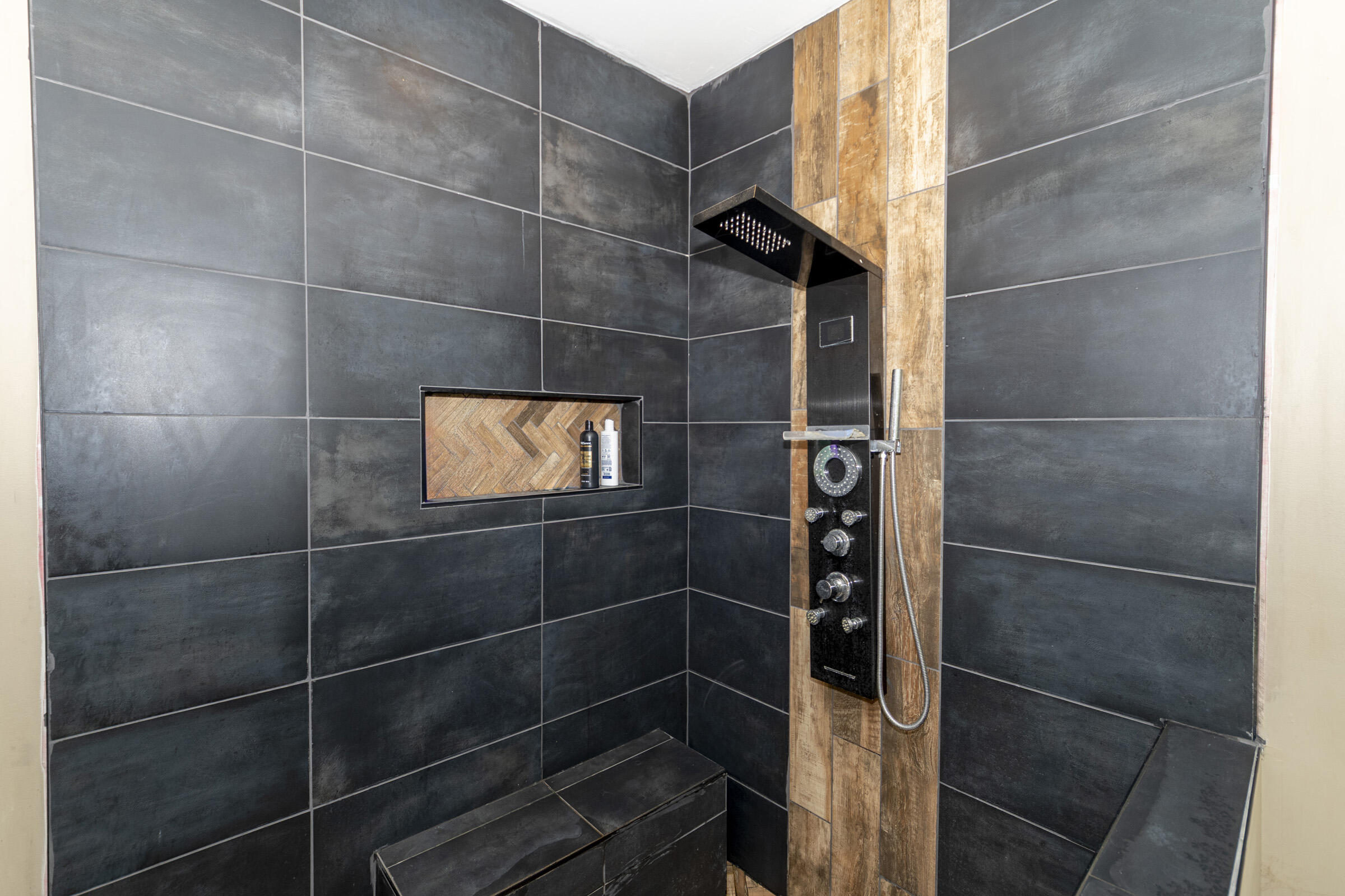 105 Dogwood Circle Dowagiac MI 49047
