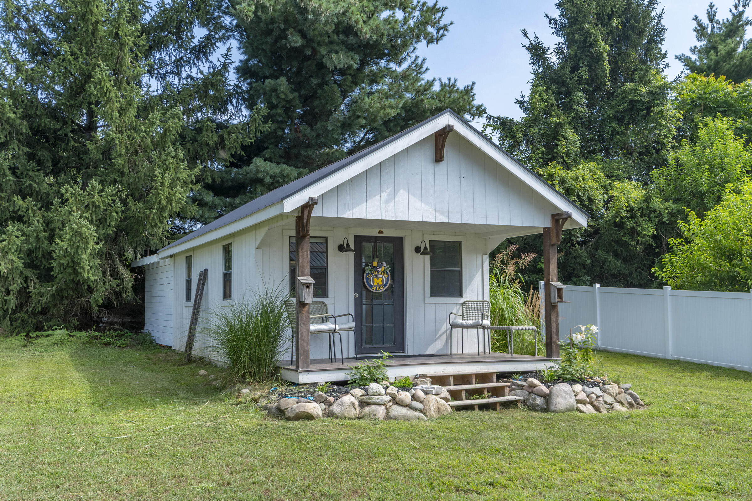 105 Dogwood Circle Dowagiac MI 49047