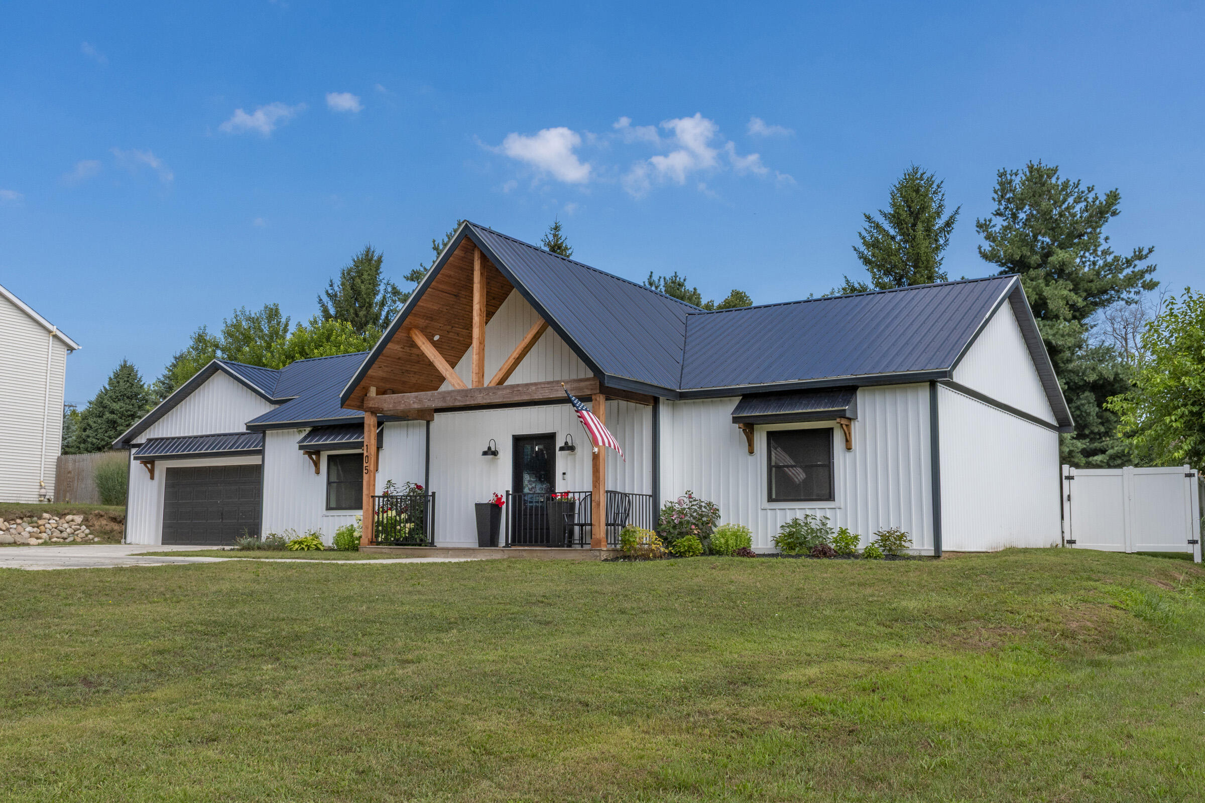 105 Dogwood Circle Dowagiac MI 49047