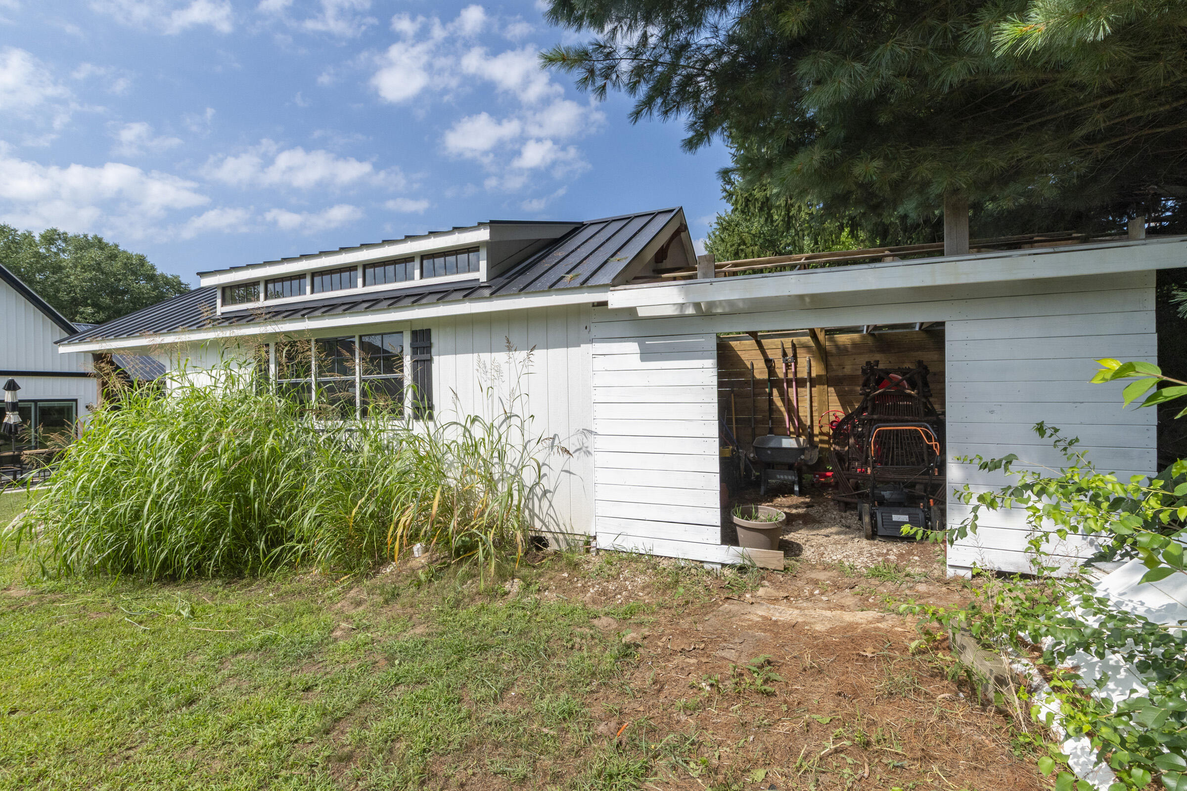 105 Dogwood Circle Dowagiac MI 49047