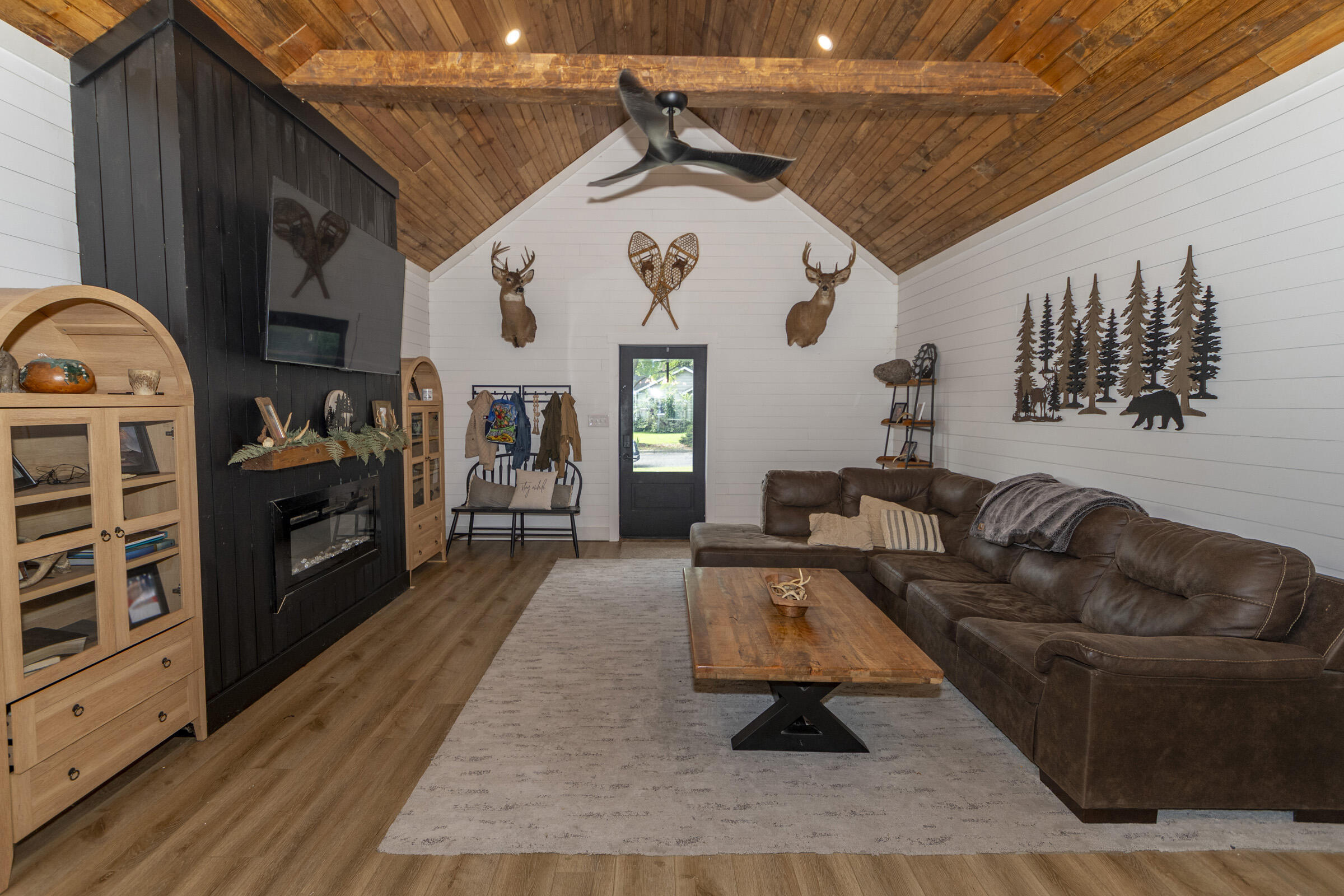 105 Dogwood Circle Dowagiac MI 49047