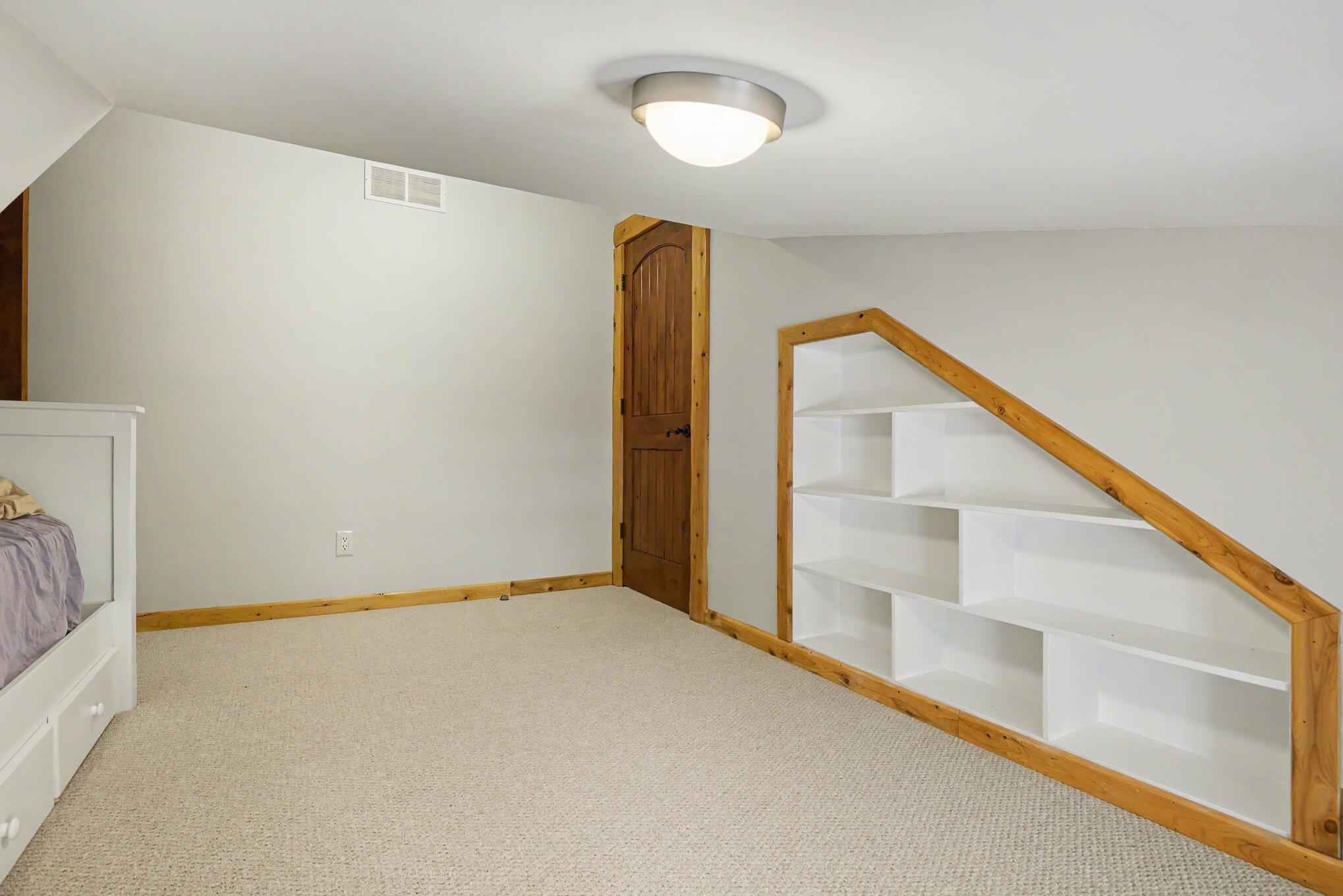 48 Longmeadow Lane Niles MI 49120