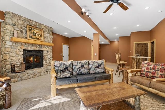 48 Longmeadow Lane Niles MI 49120
