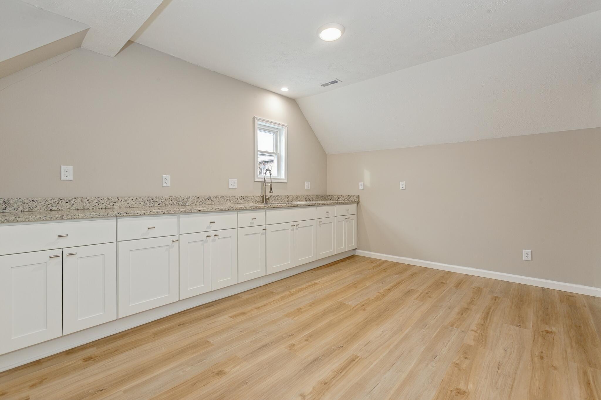 202 S Elm Street Three Oaks MI 49128