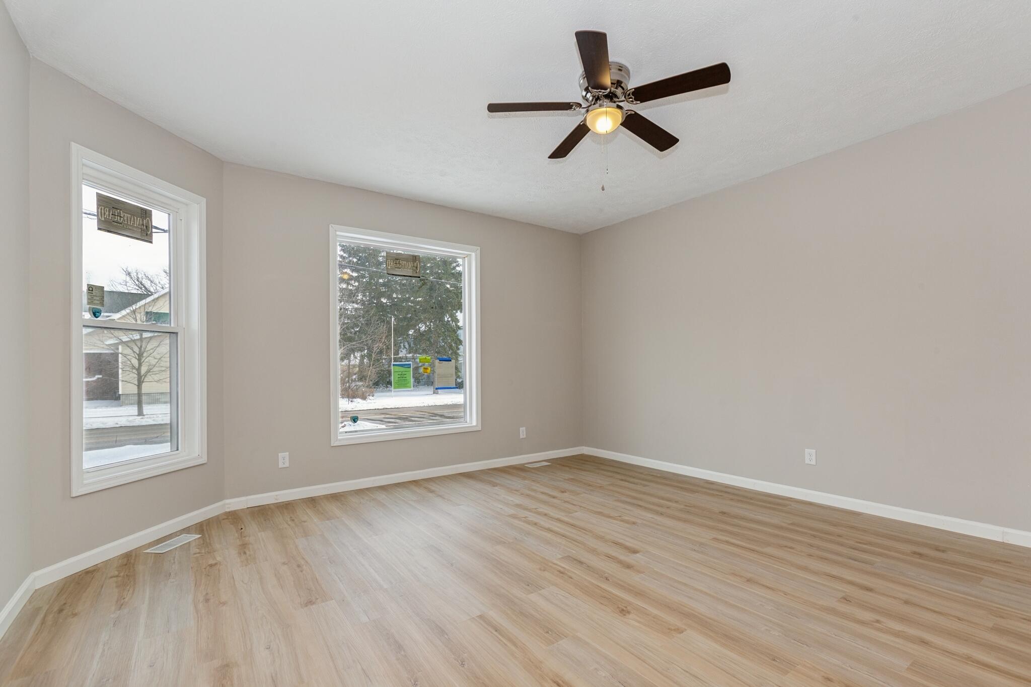 202 S Elm Street Three Oaks MI 49128