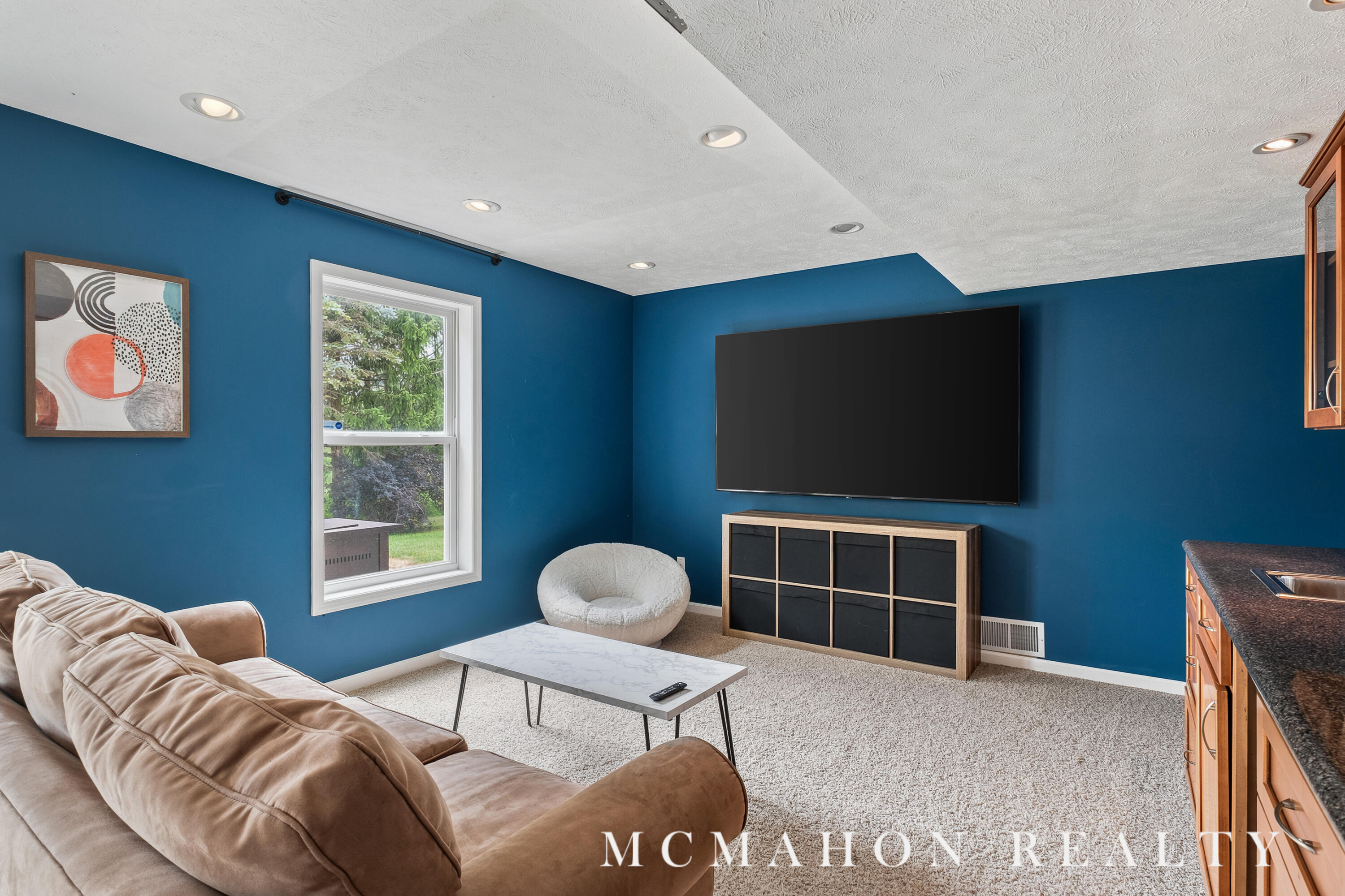 1175 Dogwood Meadows Drive SE Ada MI 49301