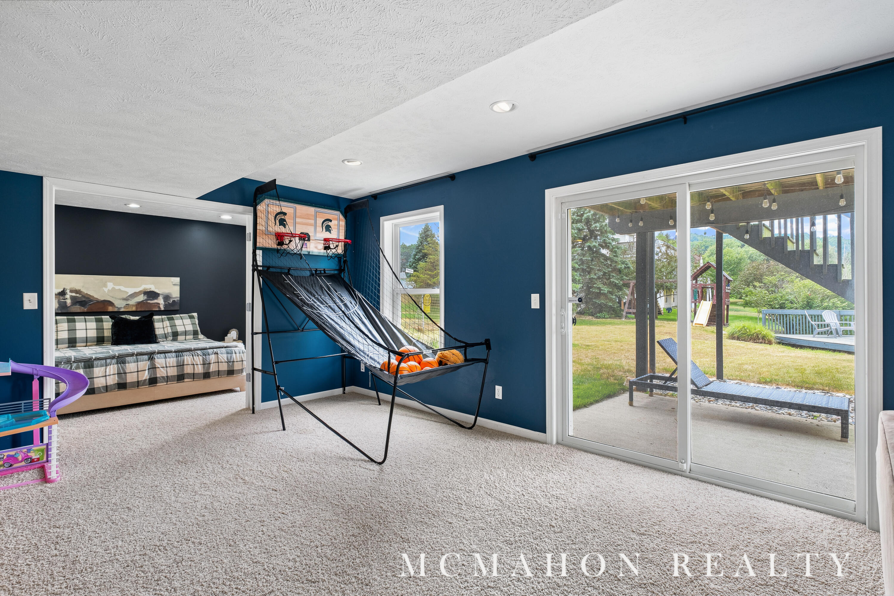 1175 Dogwood Meadows Drive SE Ada MI 49301