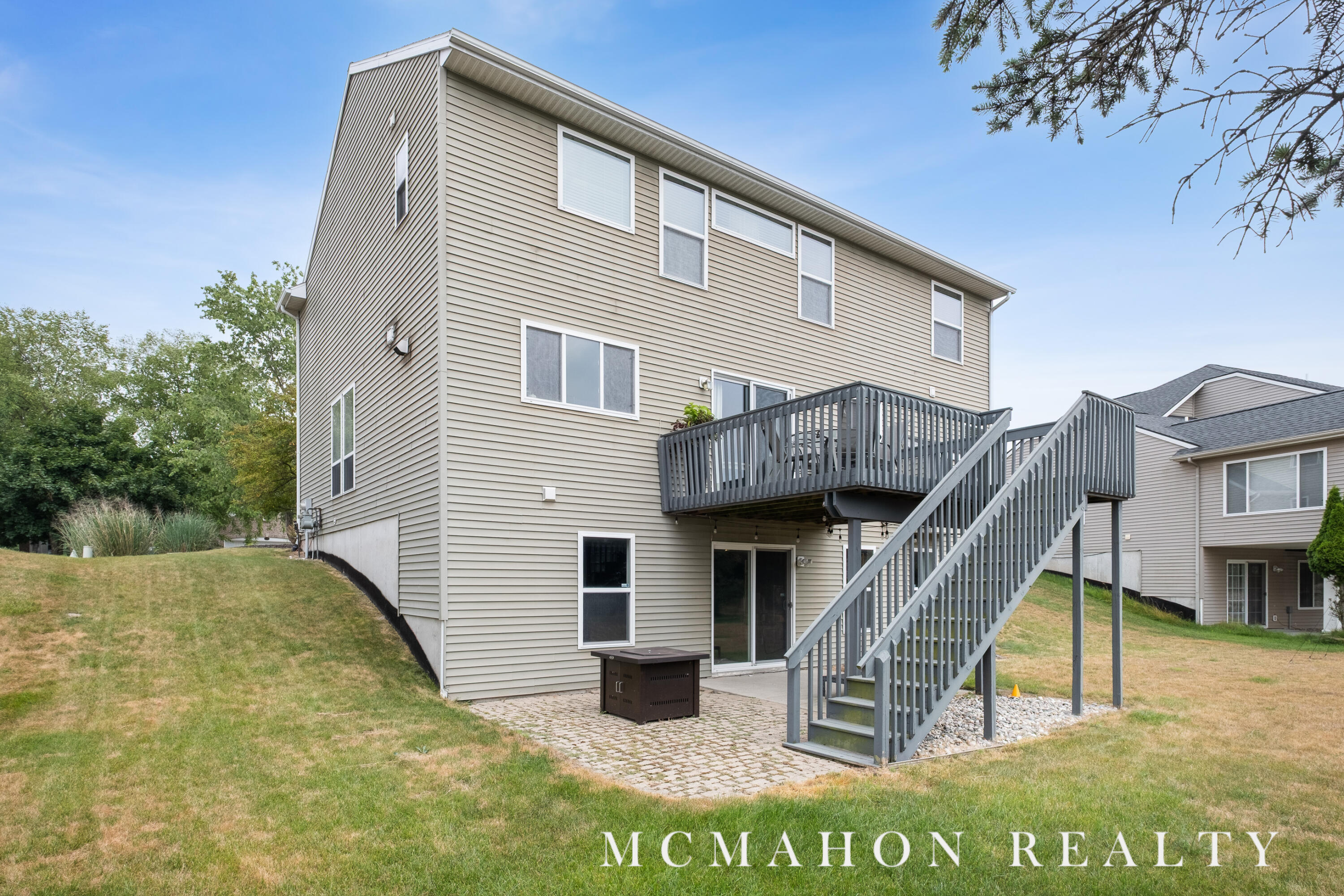 1175 Dogwood Meadows Drive SE Ada MI 49301