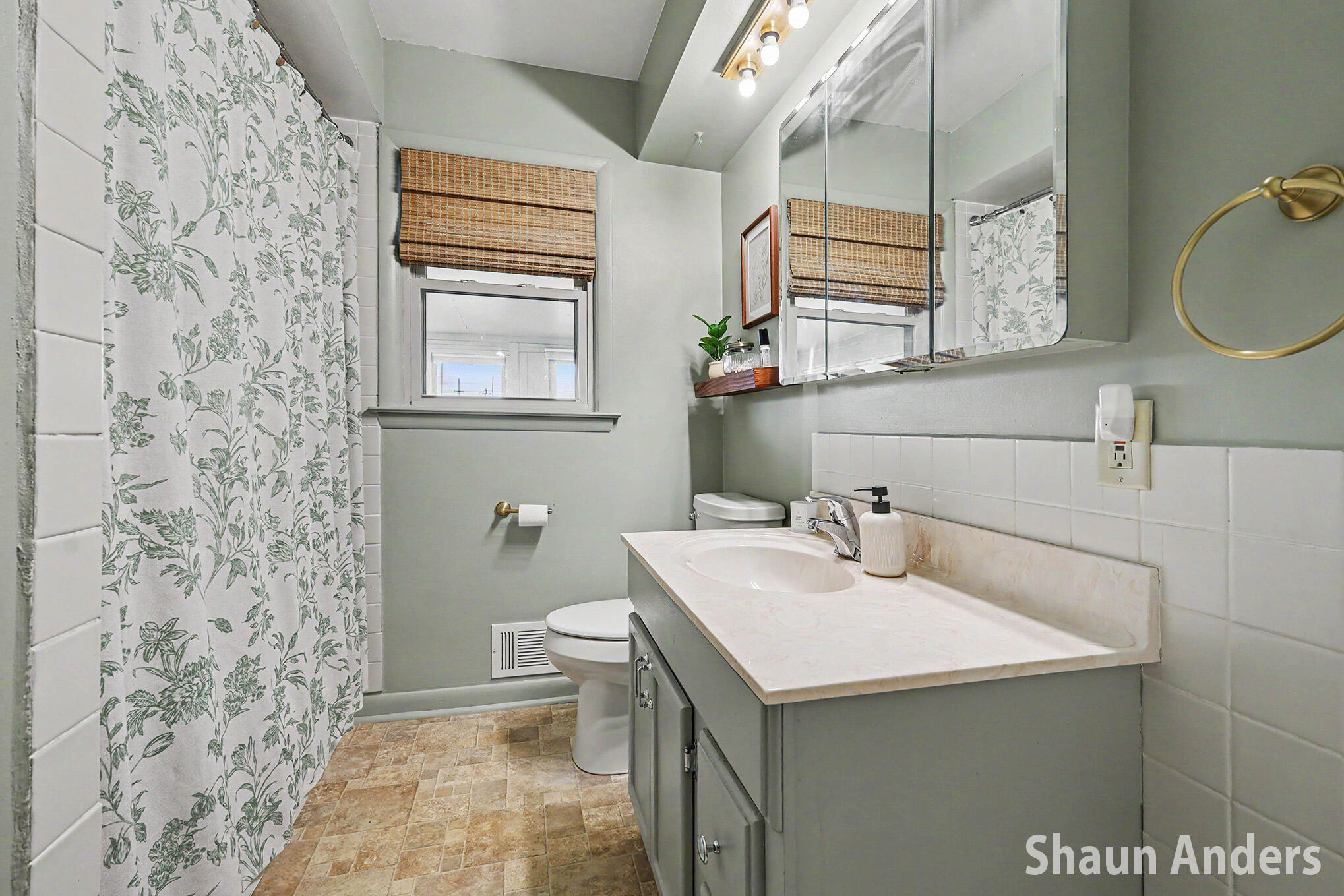 6892 Quincy Drive SW Grand Rapids MI 49548