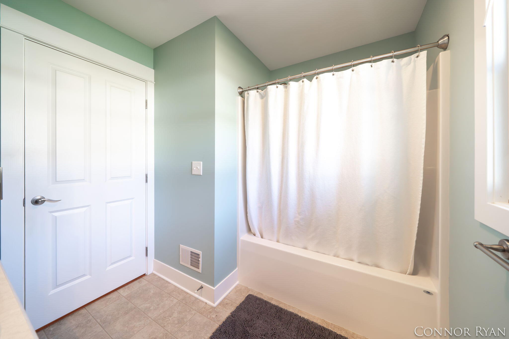 270 Dartmouth Avenue Holland MI 49423