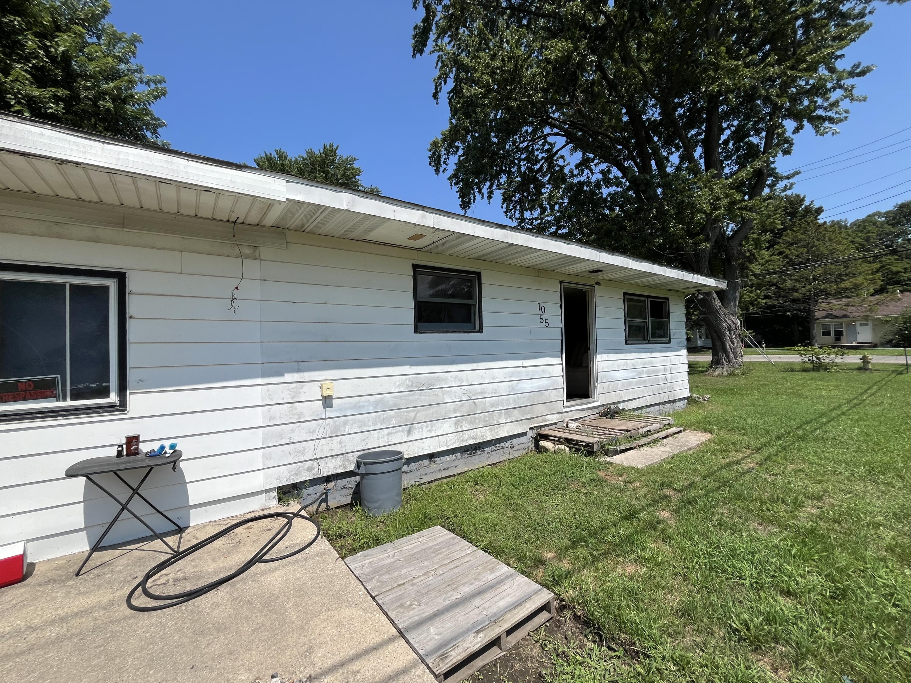 1055 Maynard Drive Benton Harbor MI 49022