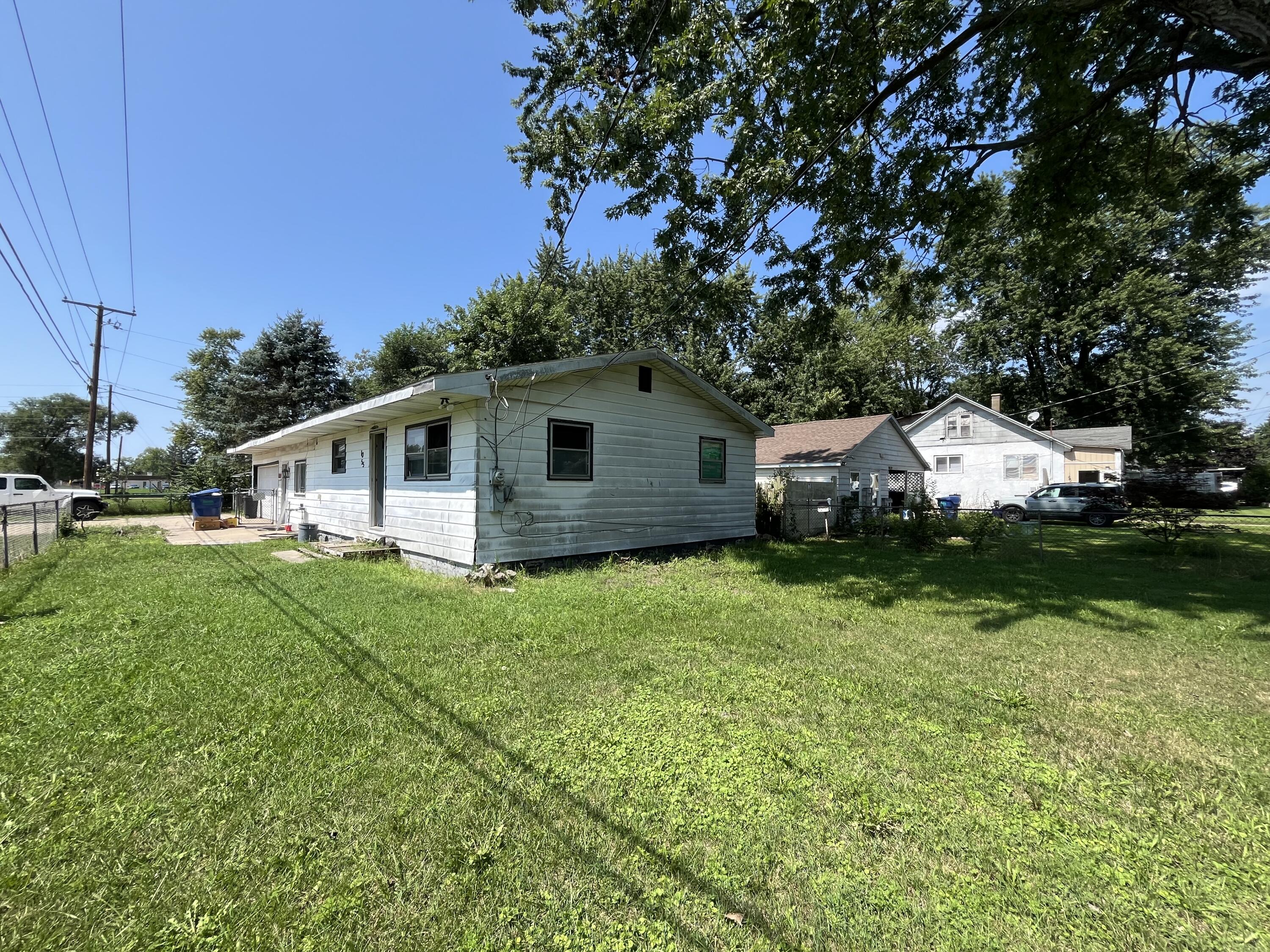 1055 Maynard Drive Benton Harbor MI 49022