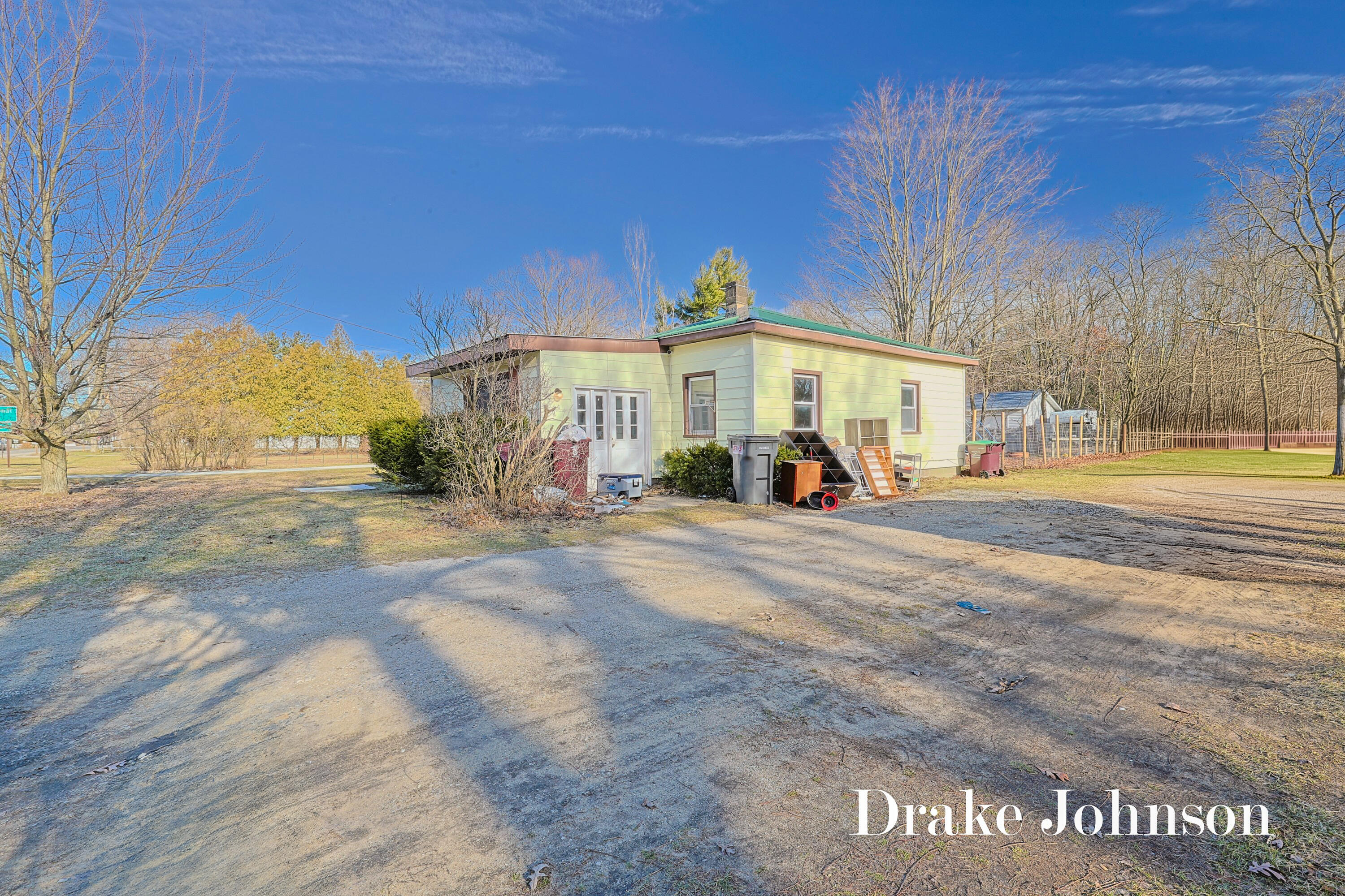 2474 Evanston Avenue Muskegon MI 49442