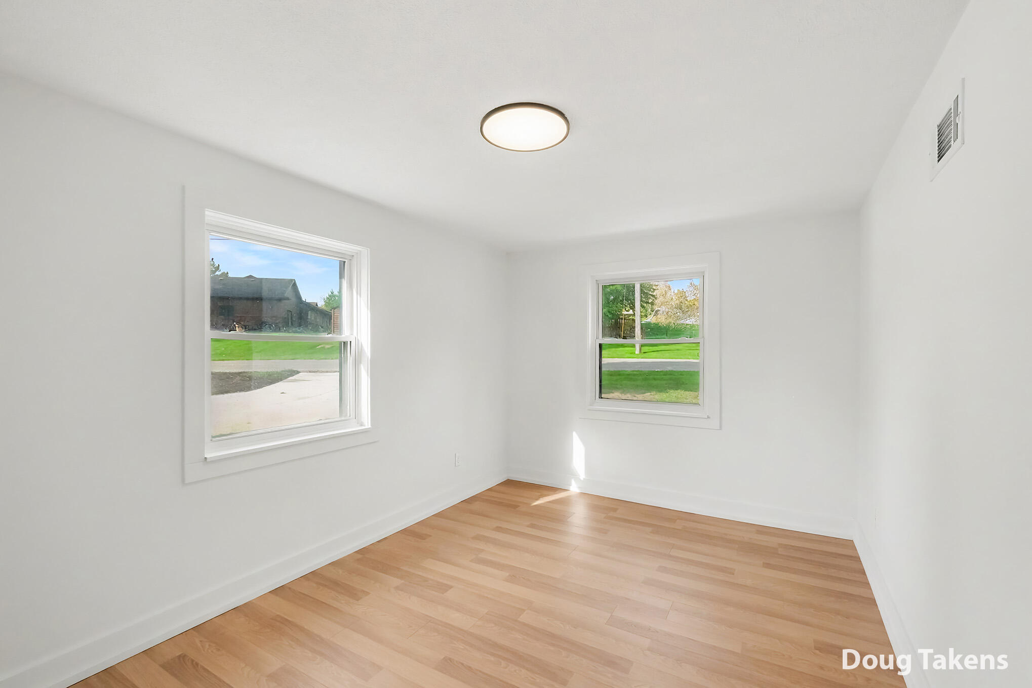 3565 Bayberry Drive NW Grand Rapids MI 49544