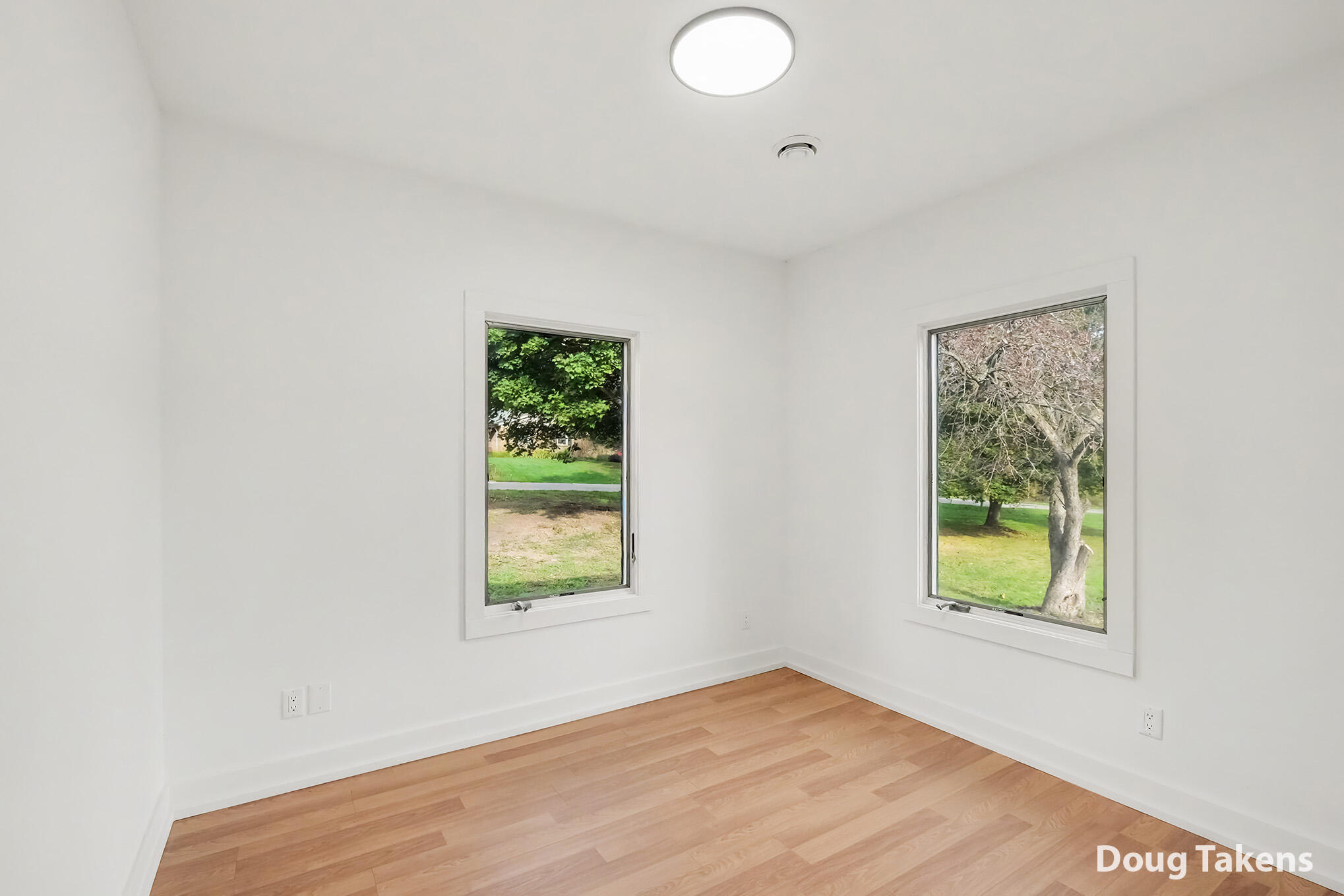 3565 Bayberry Drive NW Grand Rapids MI 49544