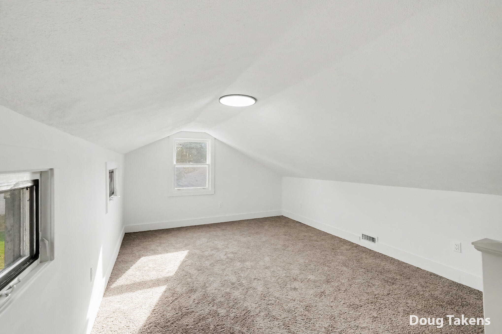 3565 Bayberry Drive NW Grand Rapids MI 49544