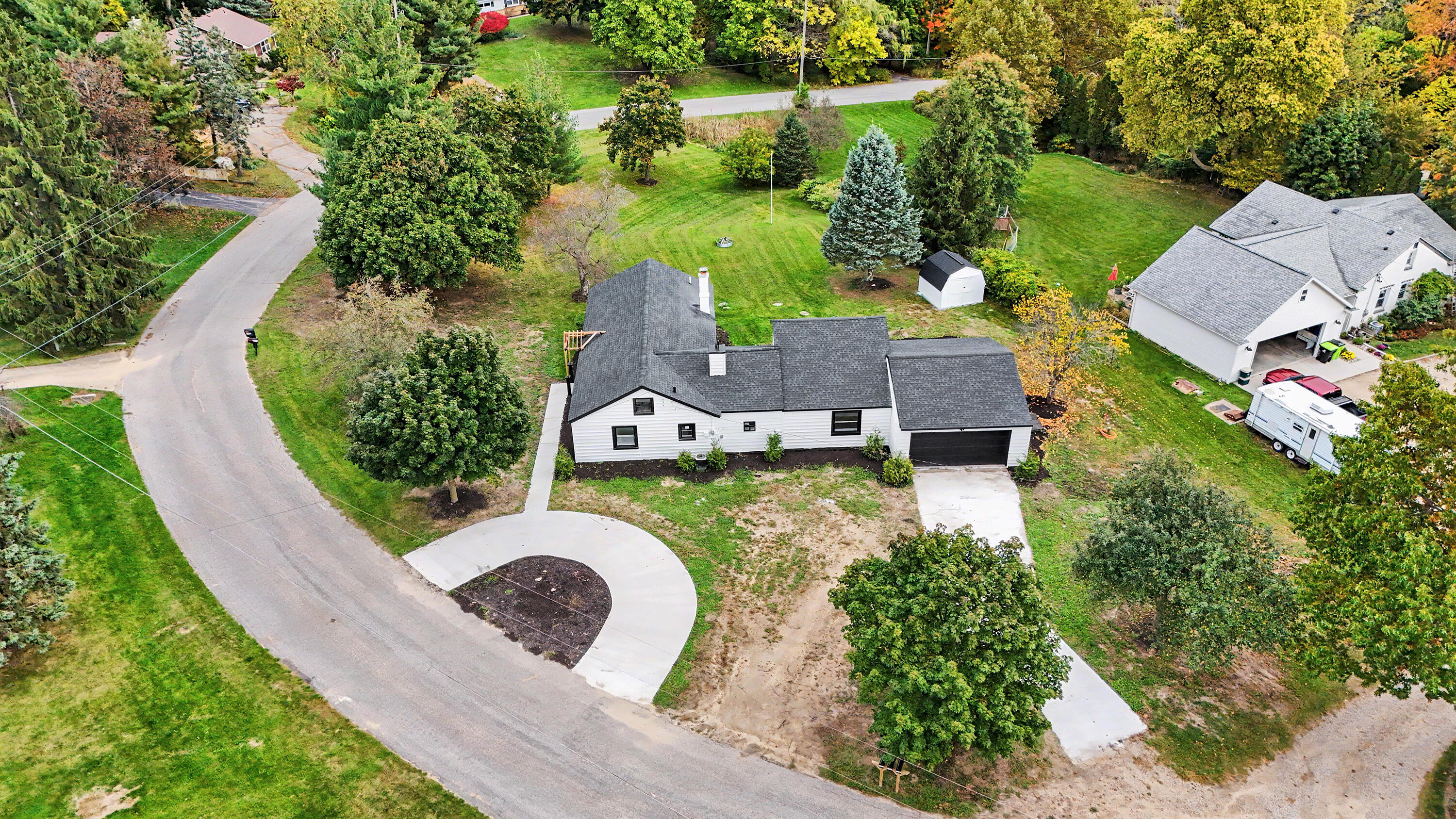 3565 Bayberry Drive NW Grand Rapids MI 49544