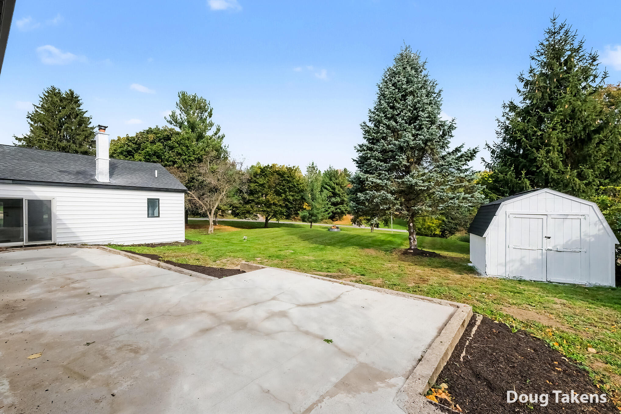3565 Bayberry Drive NW Grand Rapids MI 49544
