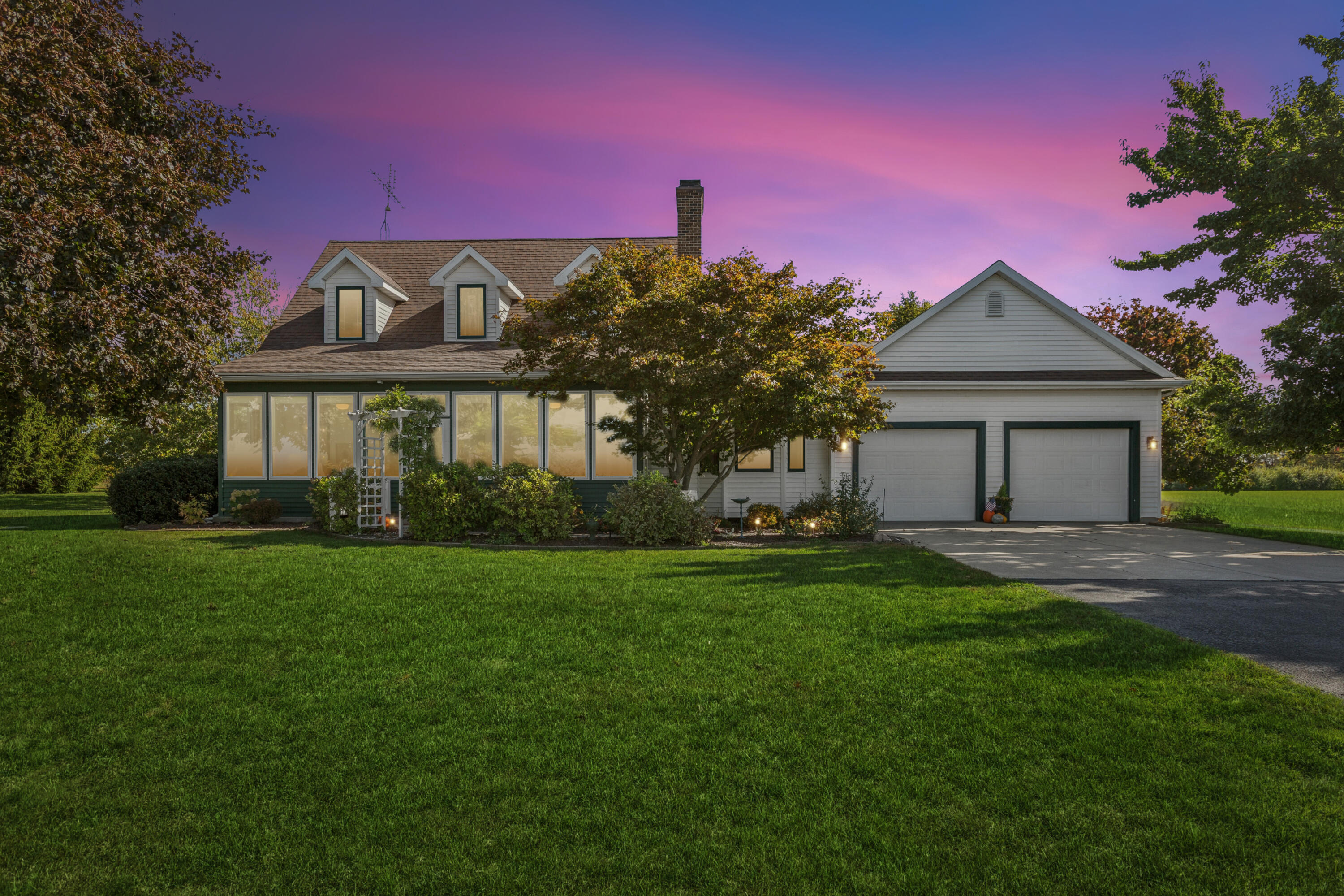 1360 Friday Road Coloma MI 49038