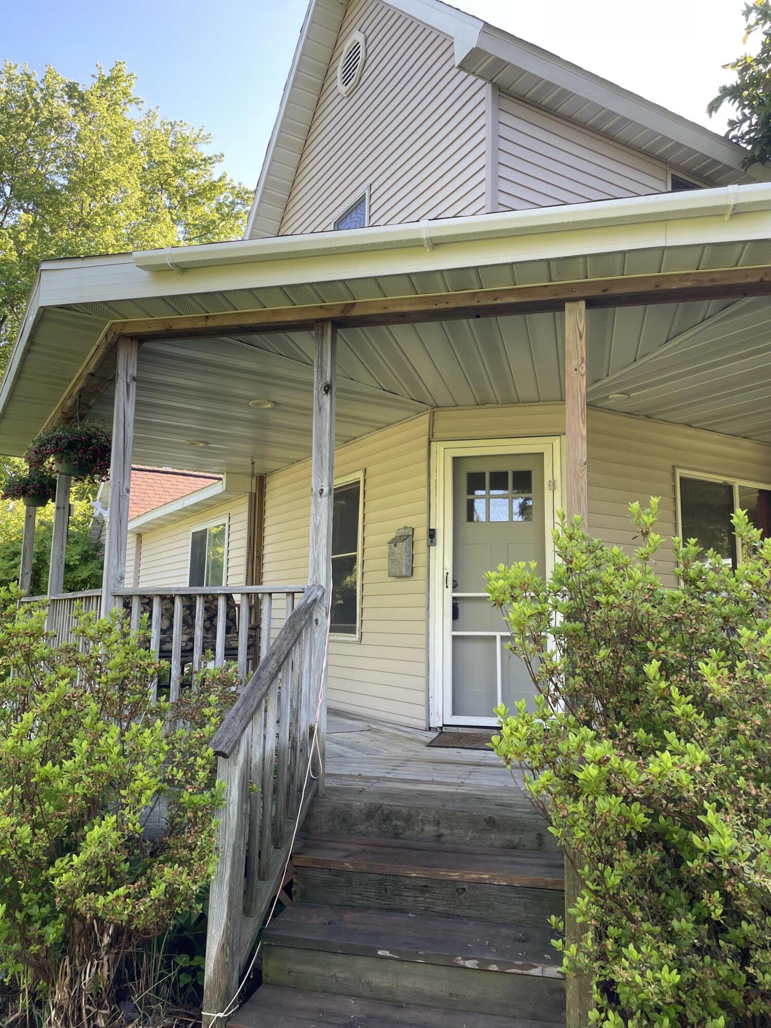 6381 107th Avenue South Haven MI 49090