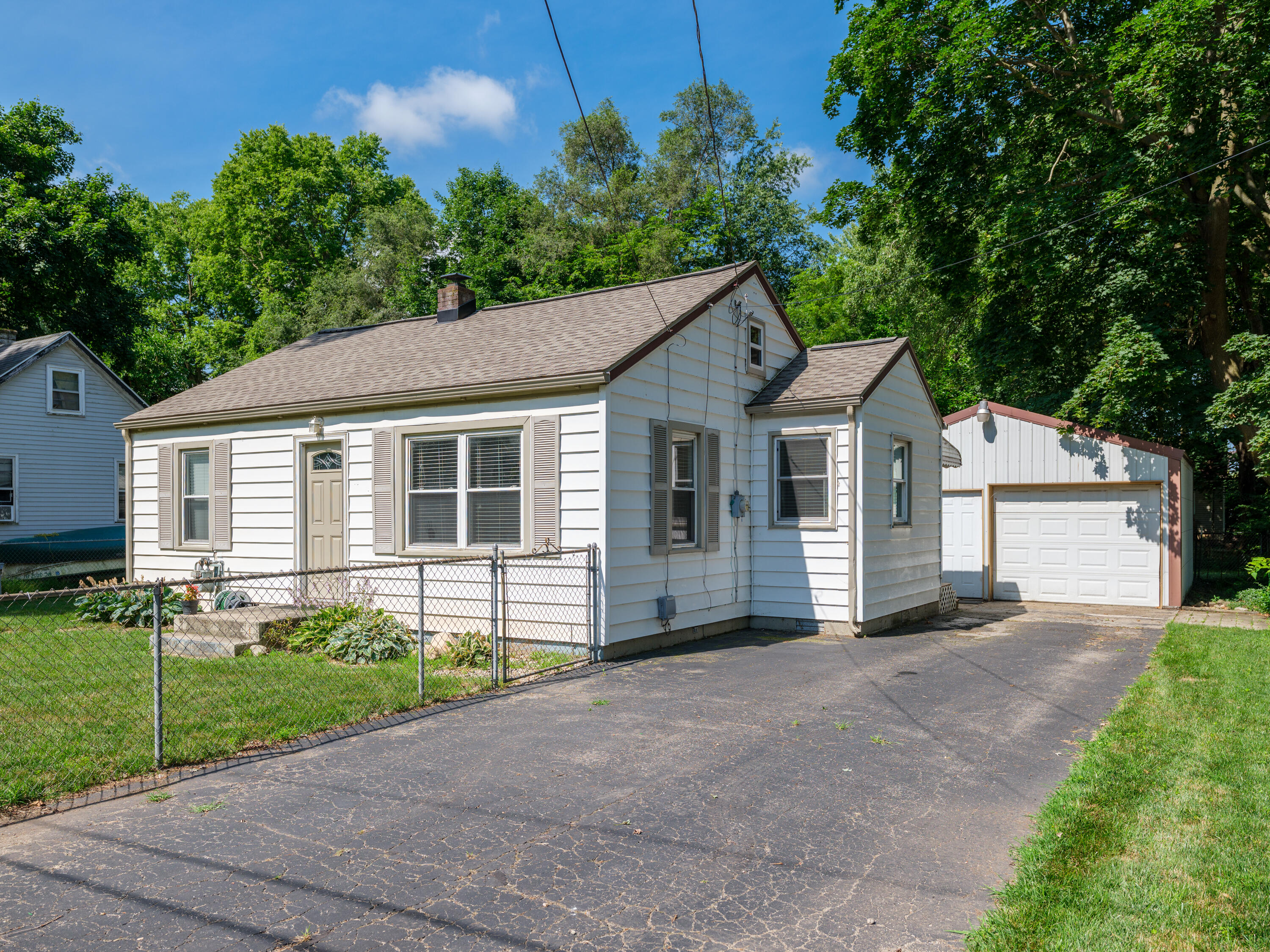 600 Azuba Avenue Kalamazoo MI 49048