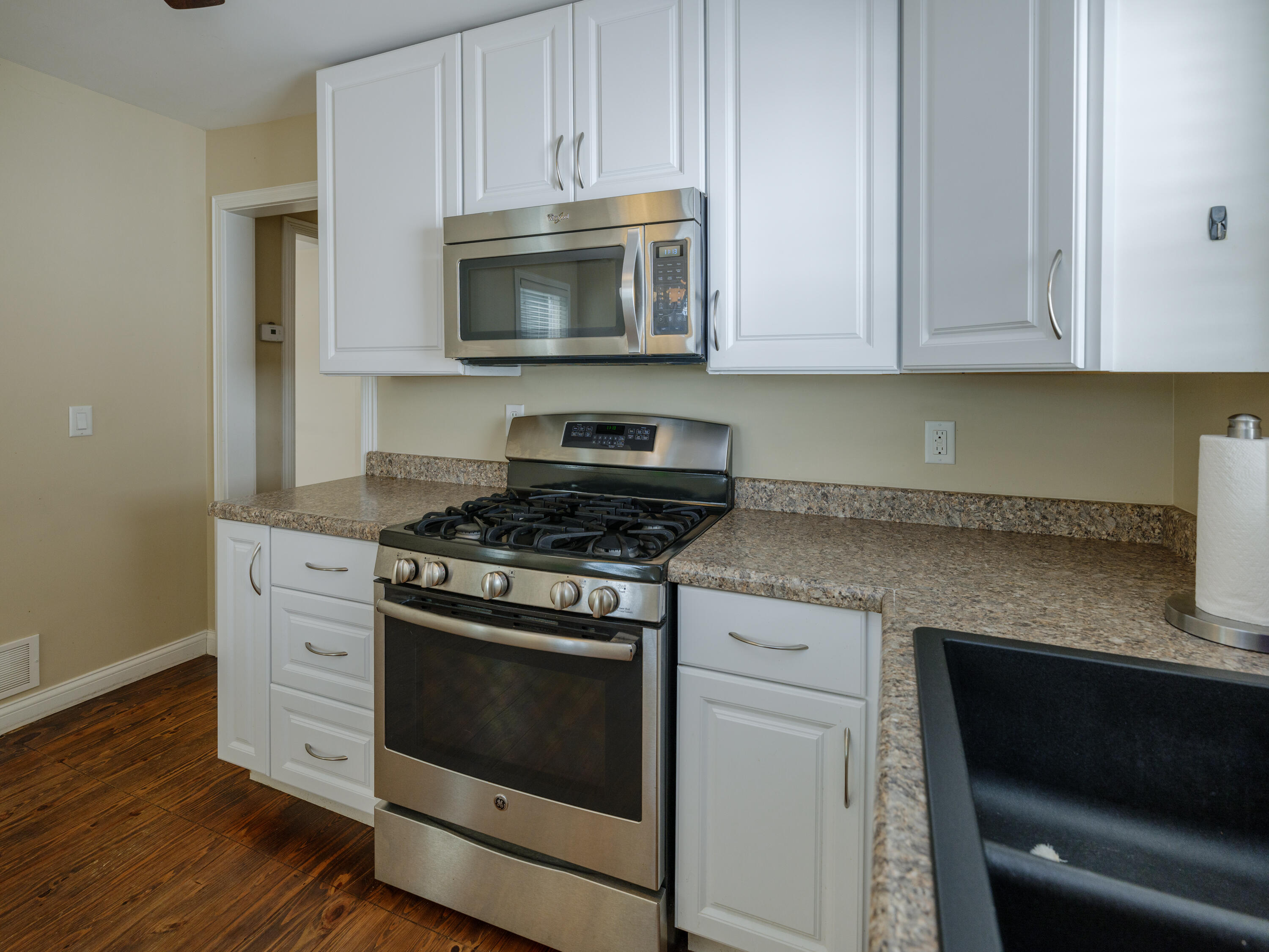 600 Azuba Avenue Kalamazoo MI 49048