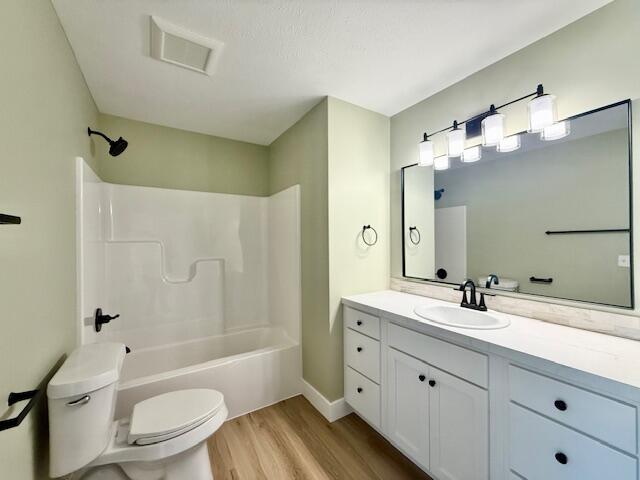 3237 Signal Point Drive Allegan MI 49010